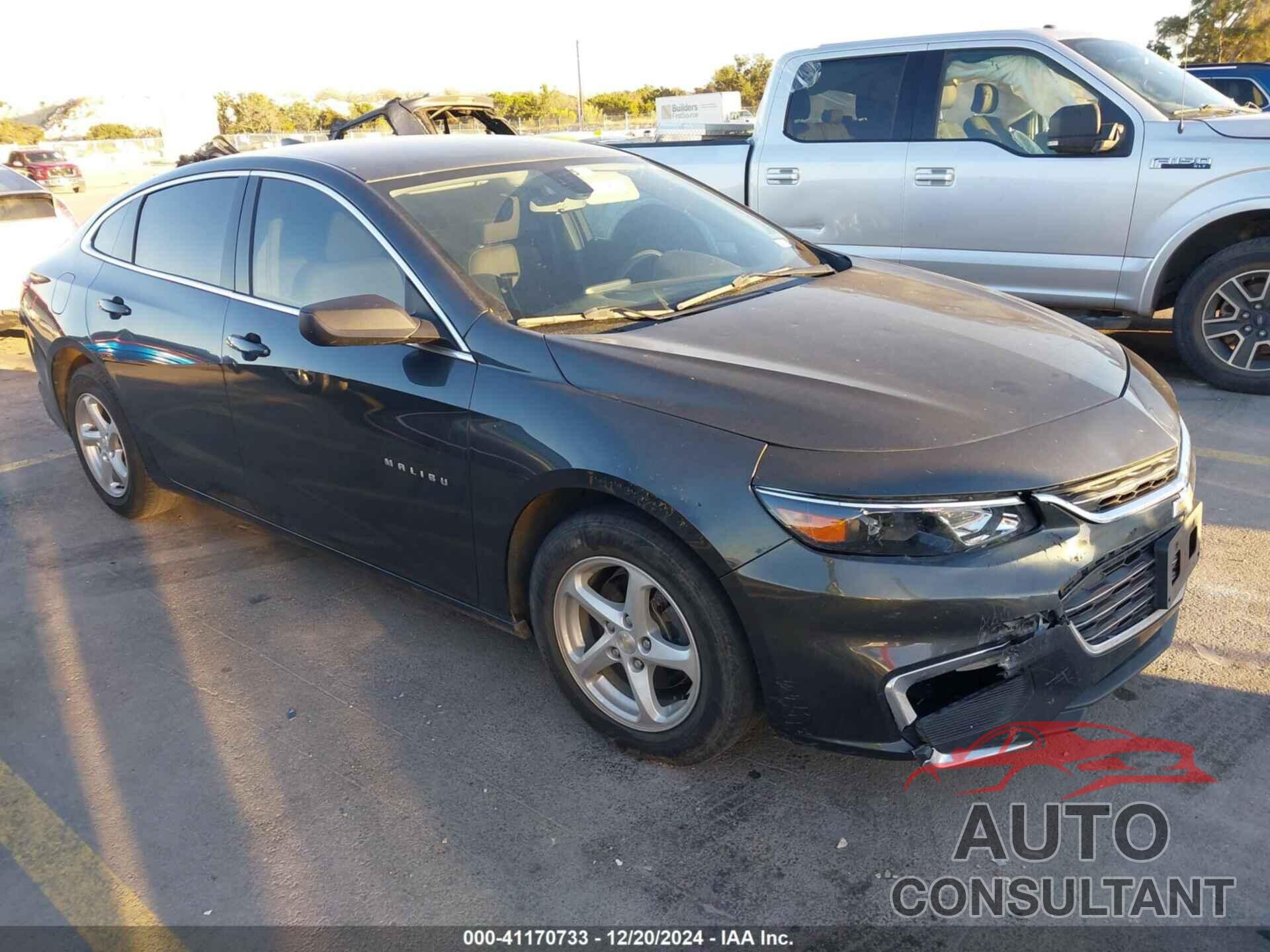 CHEVROLET MALIBU 2017 - 1G1ZB5ST1HF290398