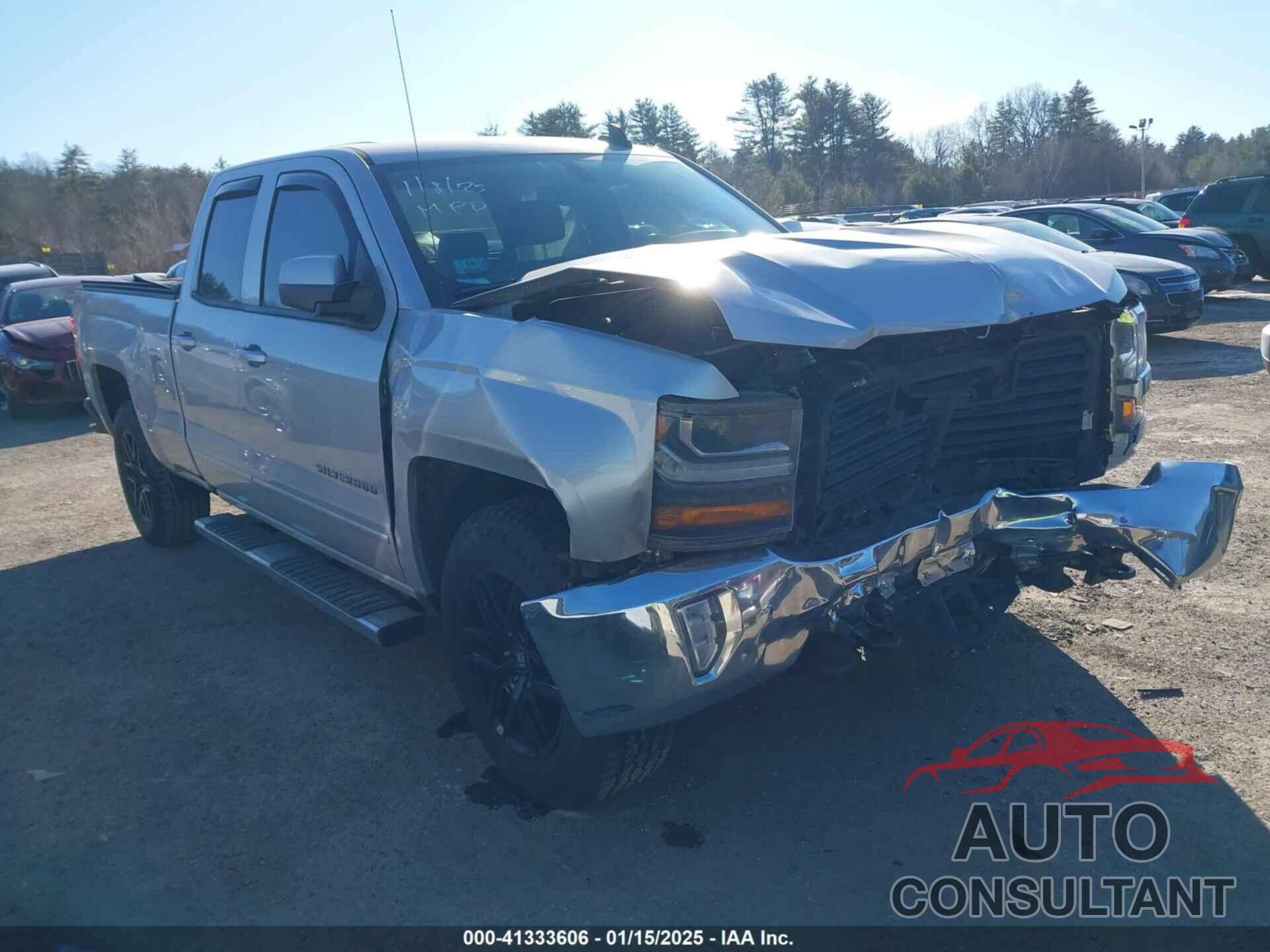CHEVROLET SILVERADO 1500 2017 - 1GCVKREC3HZ307662