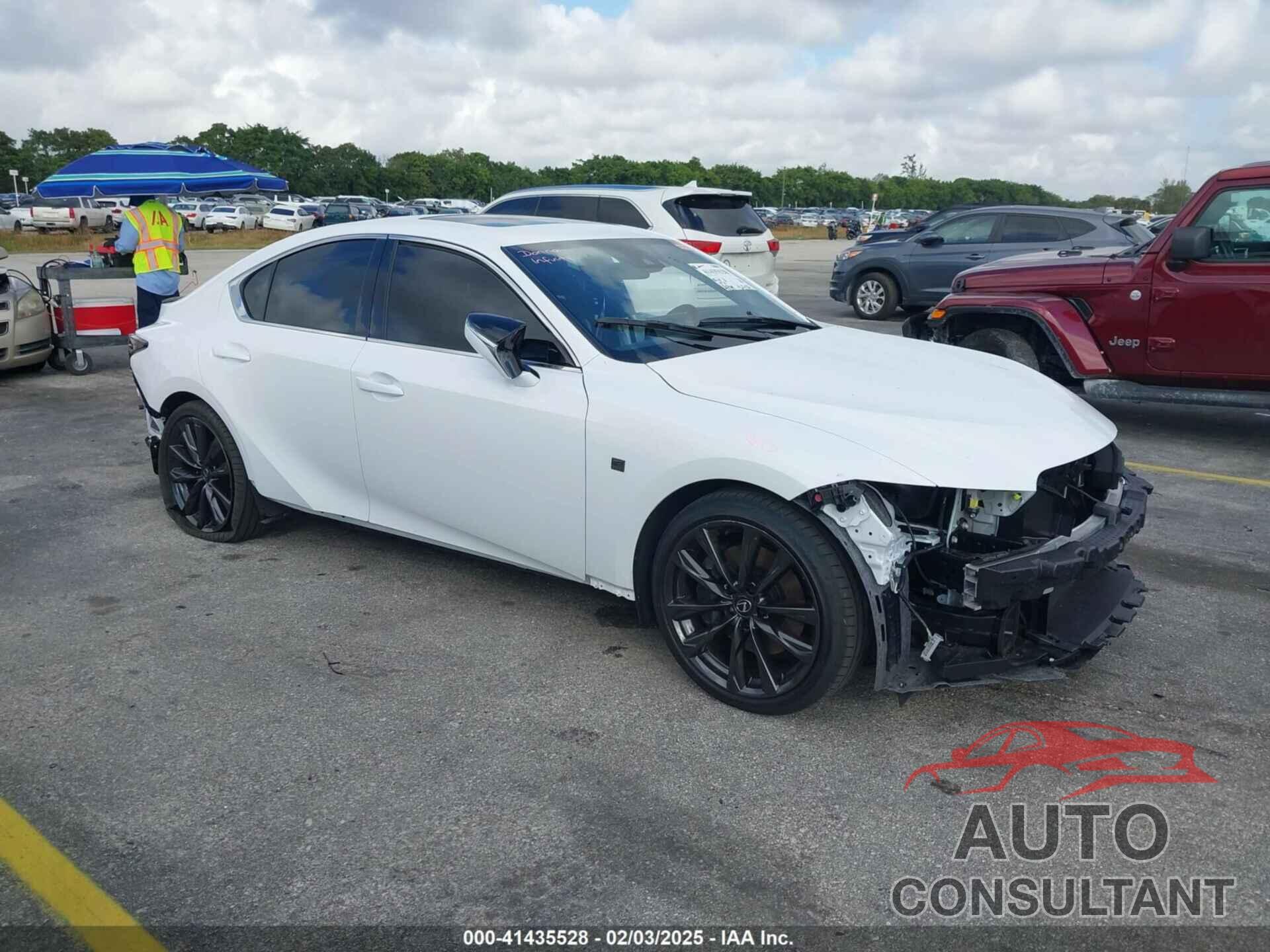 LEXUS IS 350 2024 - JTHBZ1B23R5080900