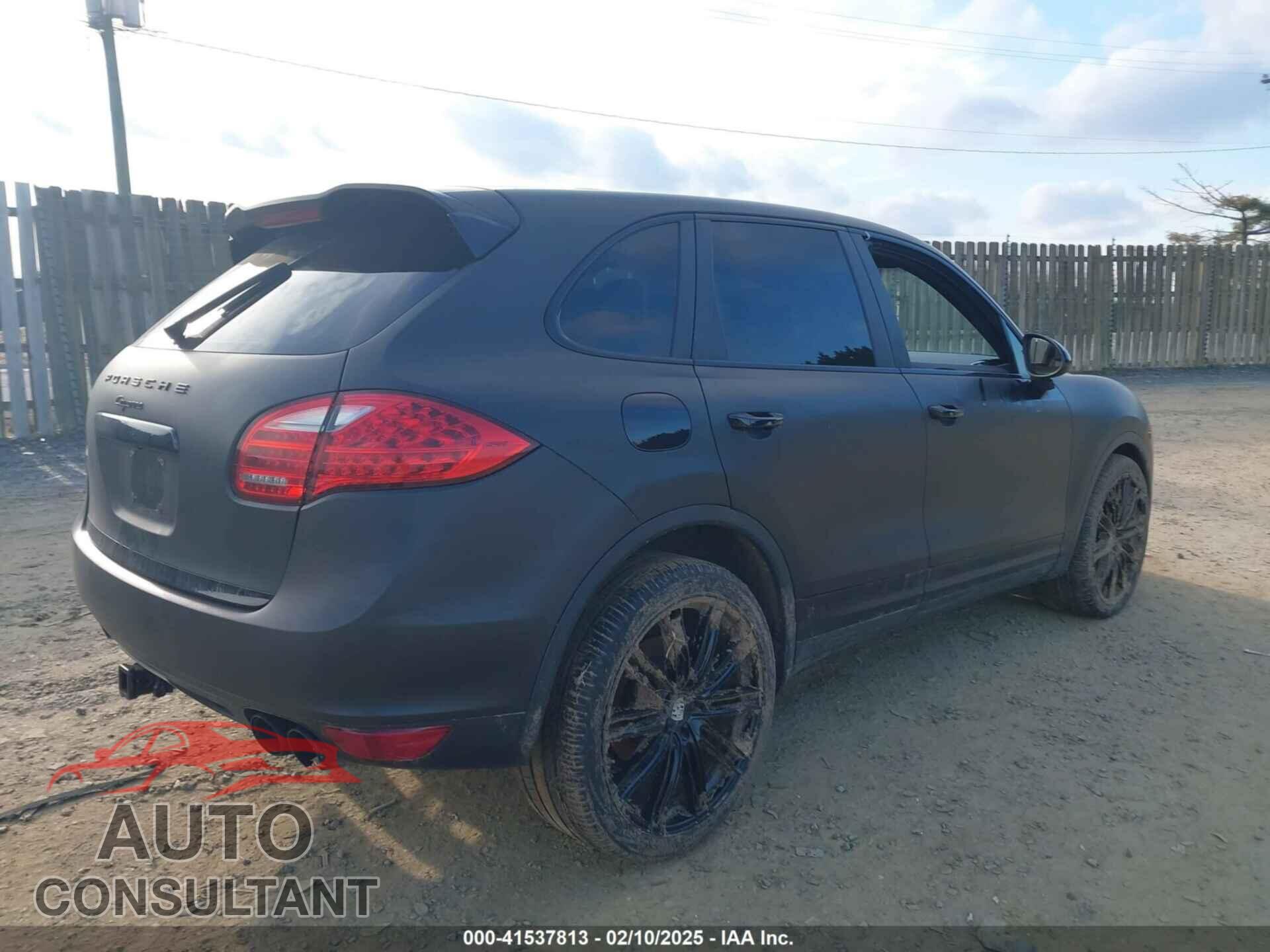 PORSCHE CAYENNE 2012 - WP1AA2A20CLA08470