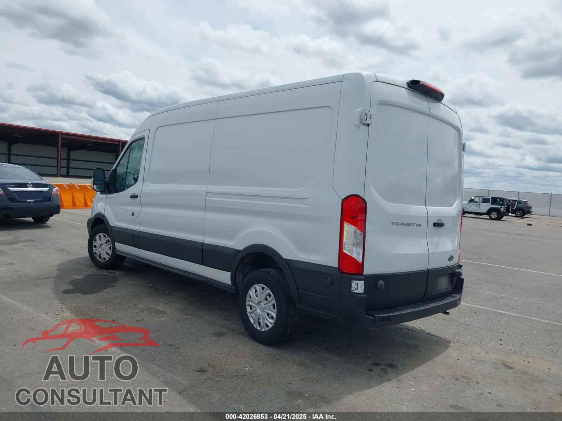 FORD TRANSIT-150 2019 - 1FTYE2CM2KKB21876