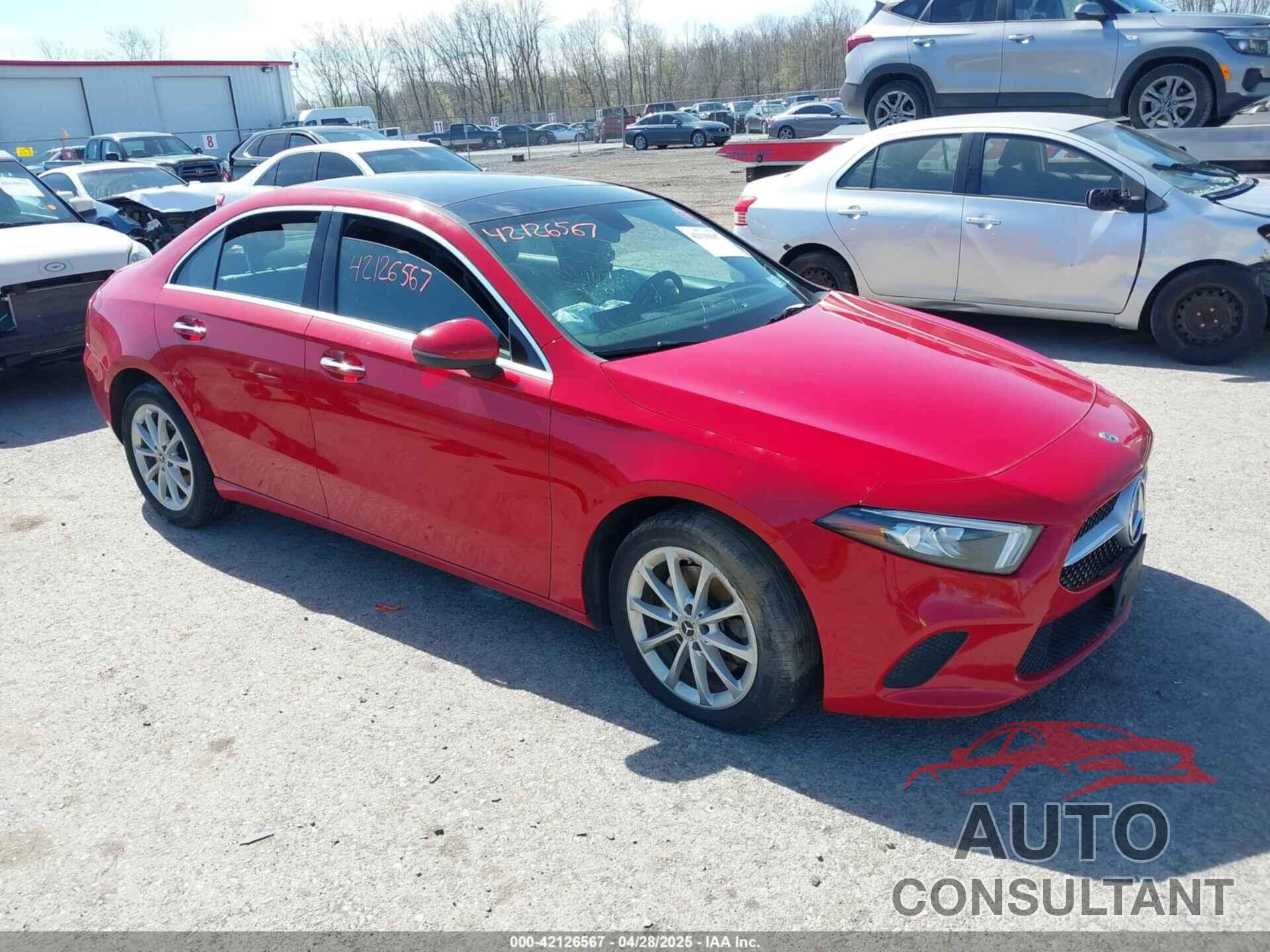 MERCEDES-BENZ A 220 2020 - W1K3G4FB8LW044103