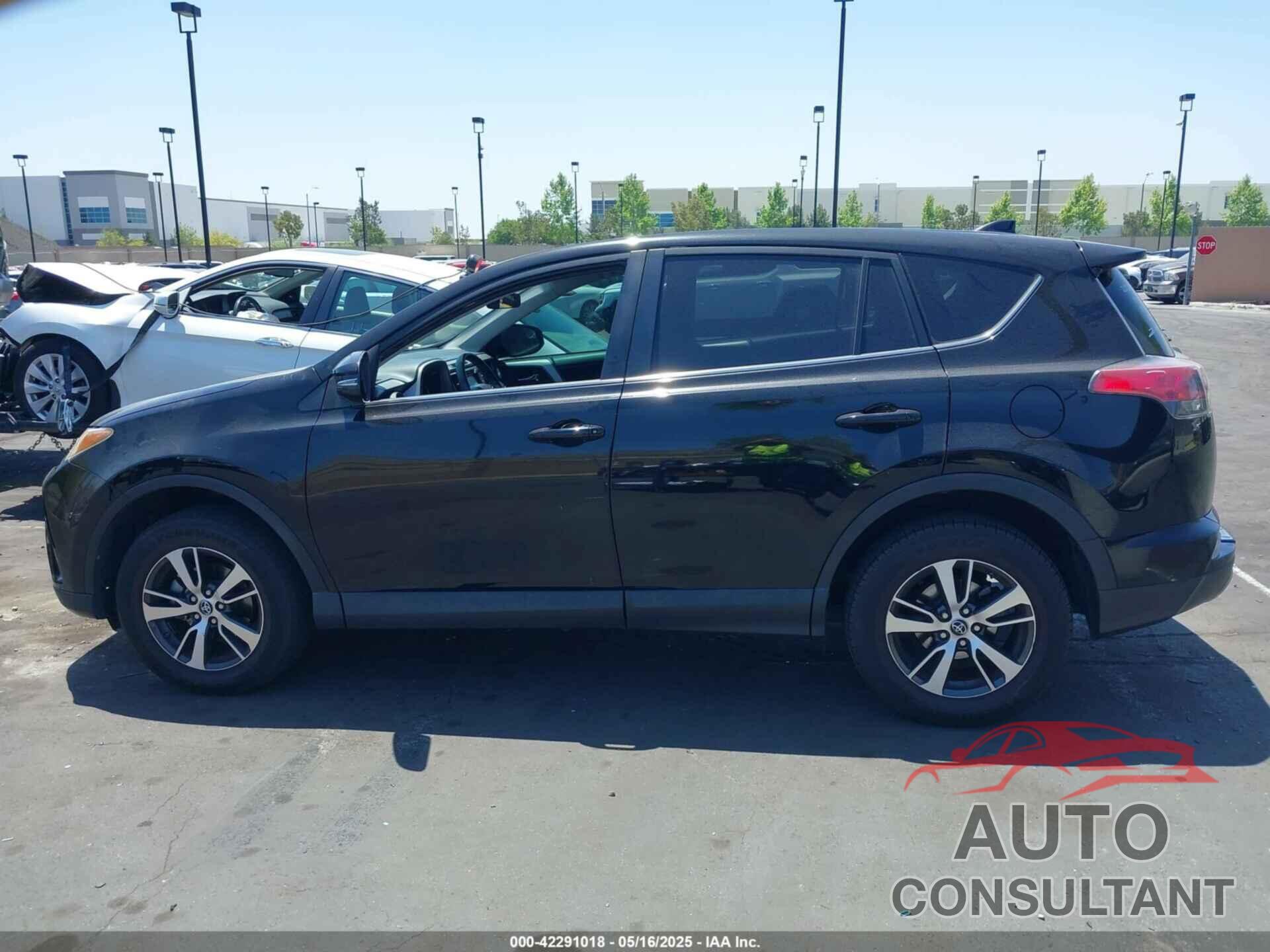 TOYOTA RAV4 2018 - 2T3WFREV1JW450514