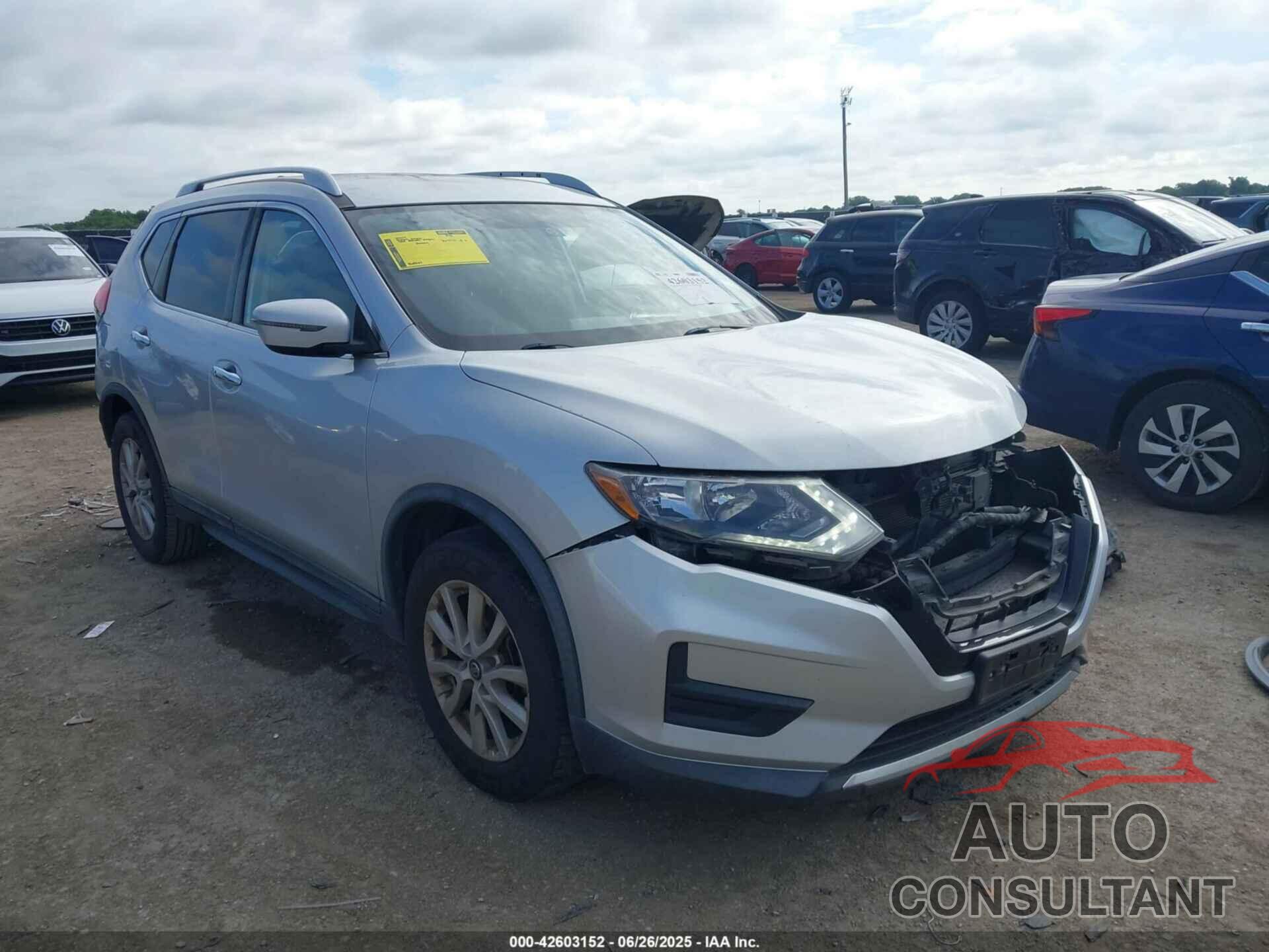 NISSAN ROGUE 2018 - KNMAT2MT8JP572129