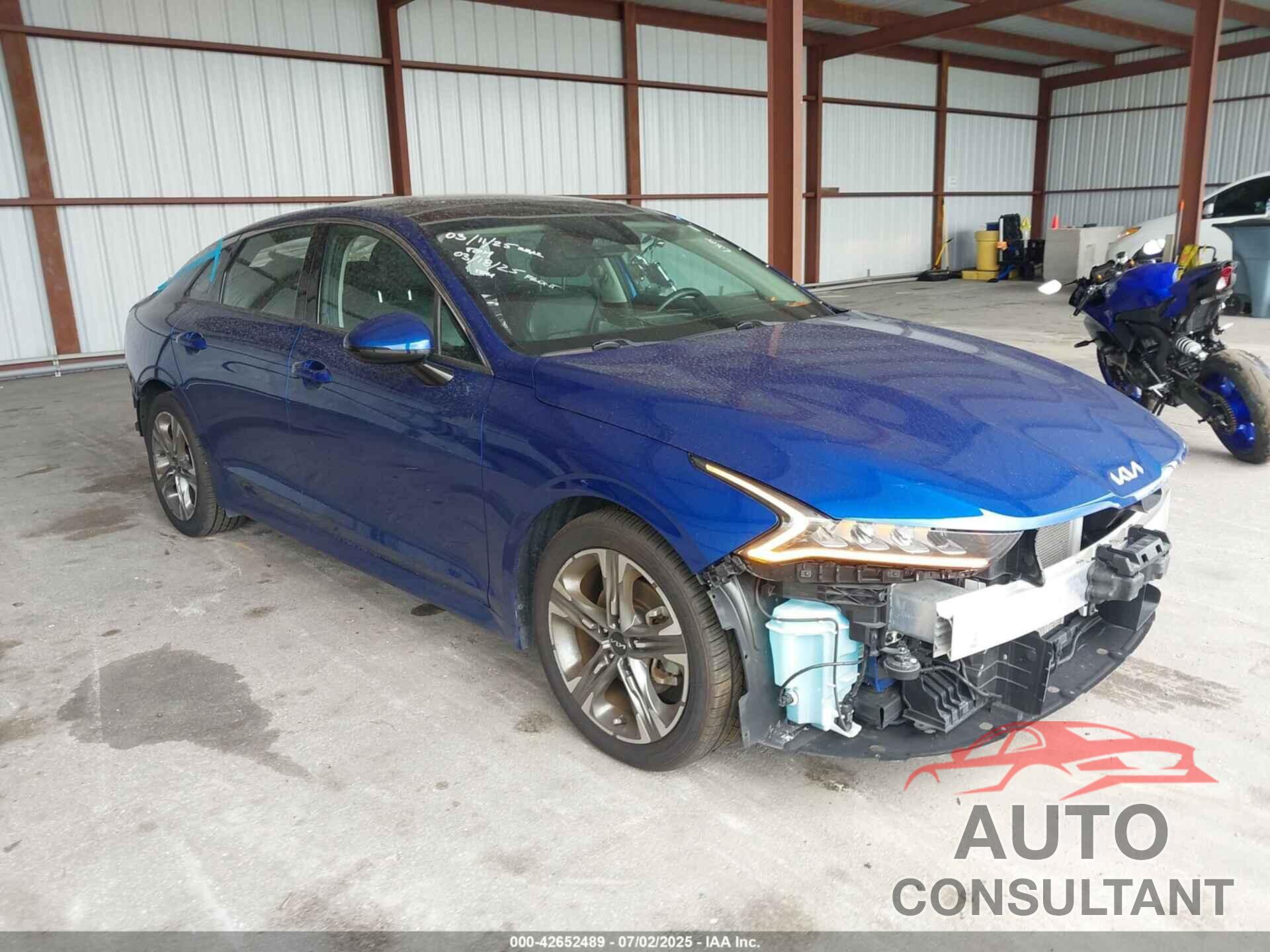 KIA K5 2023 - 5XXG34J25PG182932