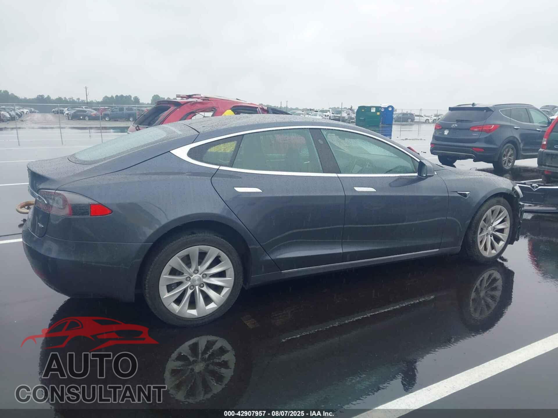 TESLA MODEL S 2017 - 5YJSA1E22HF232022
