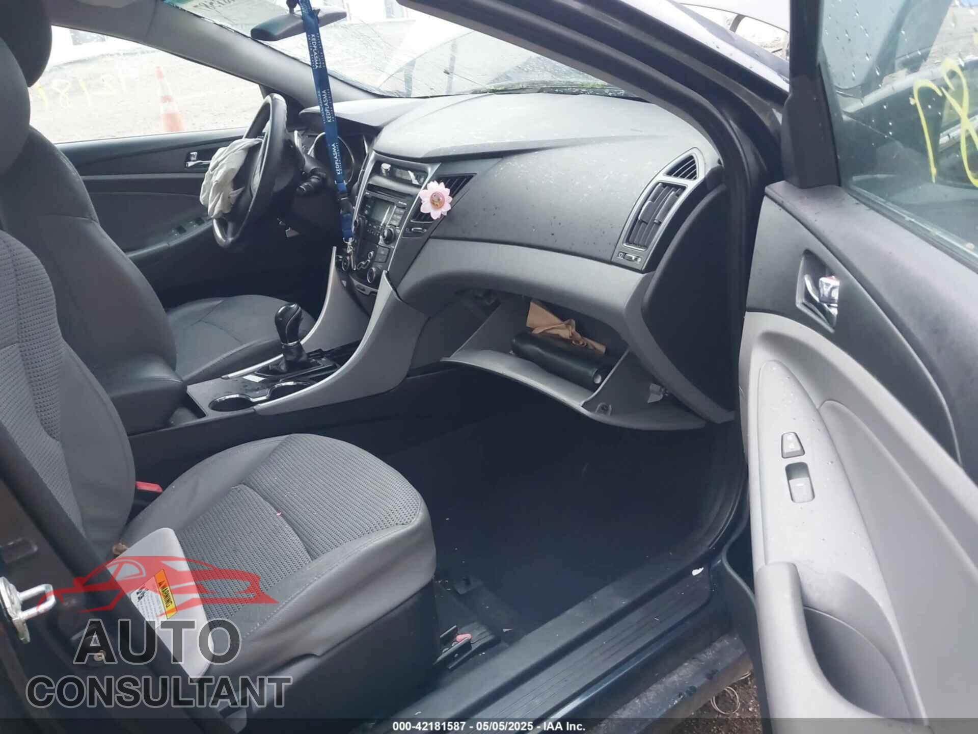 HYUNDAI SONATA 2011 - 5NPEC4AC9BH022856