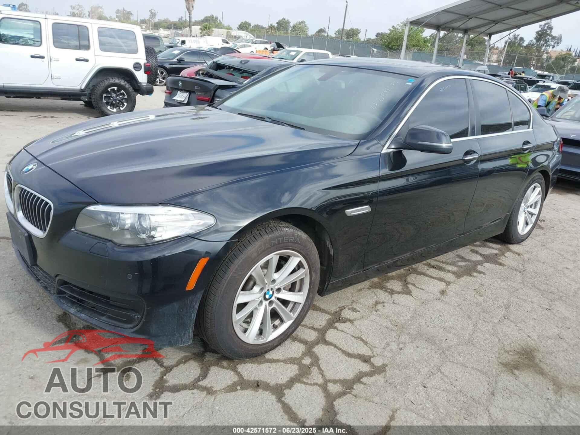 BMW 528I 2014 - WBA5A5C52ED512377