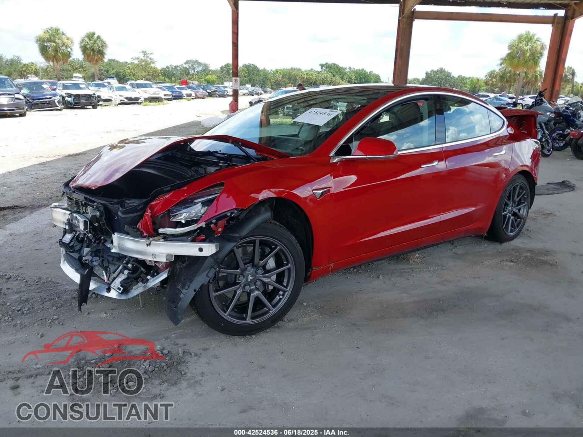 TESLA MODEL 3 2018 - 5YJ3E1EA5JF102743