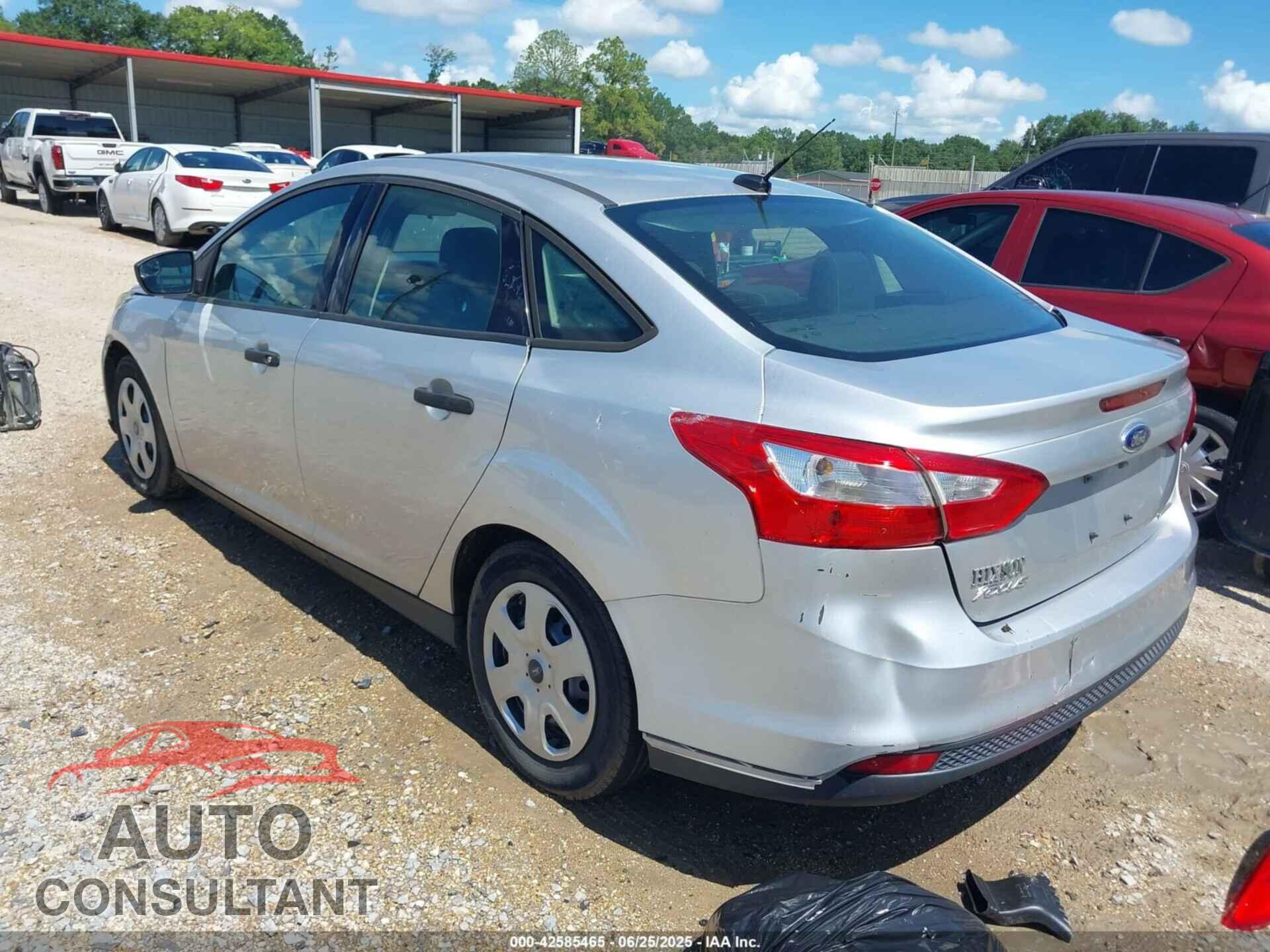 FORD FOCUS 2014 - 1FADP3E22EL367910
