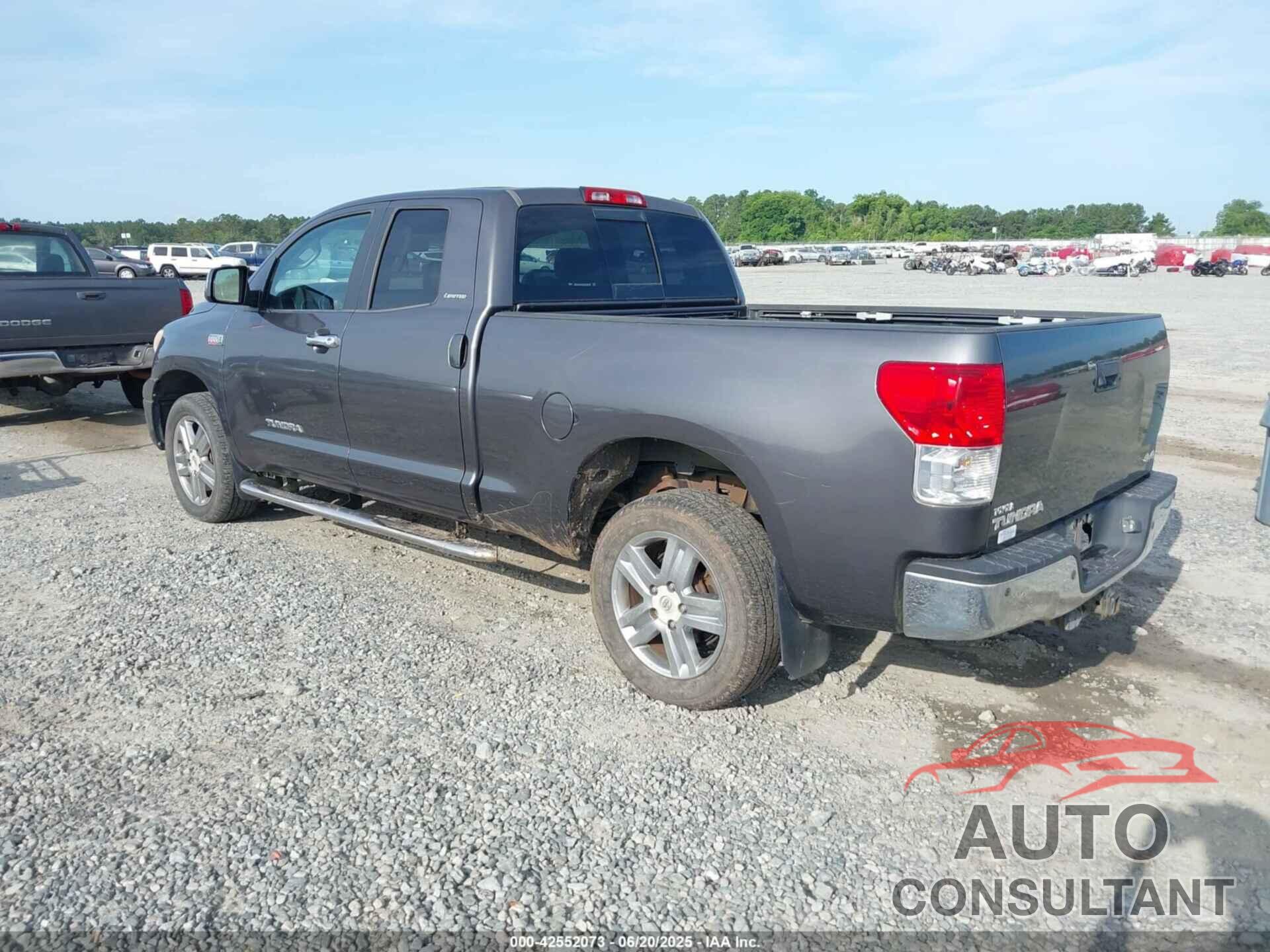 TOYOTA TUNDRA 2011 - 5TFBY5F12BX205649