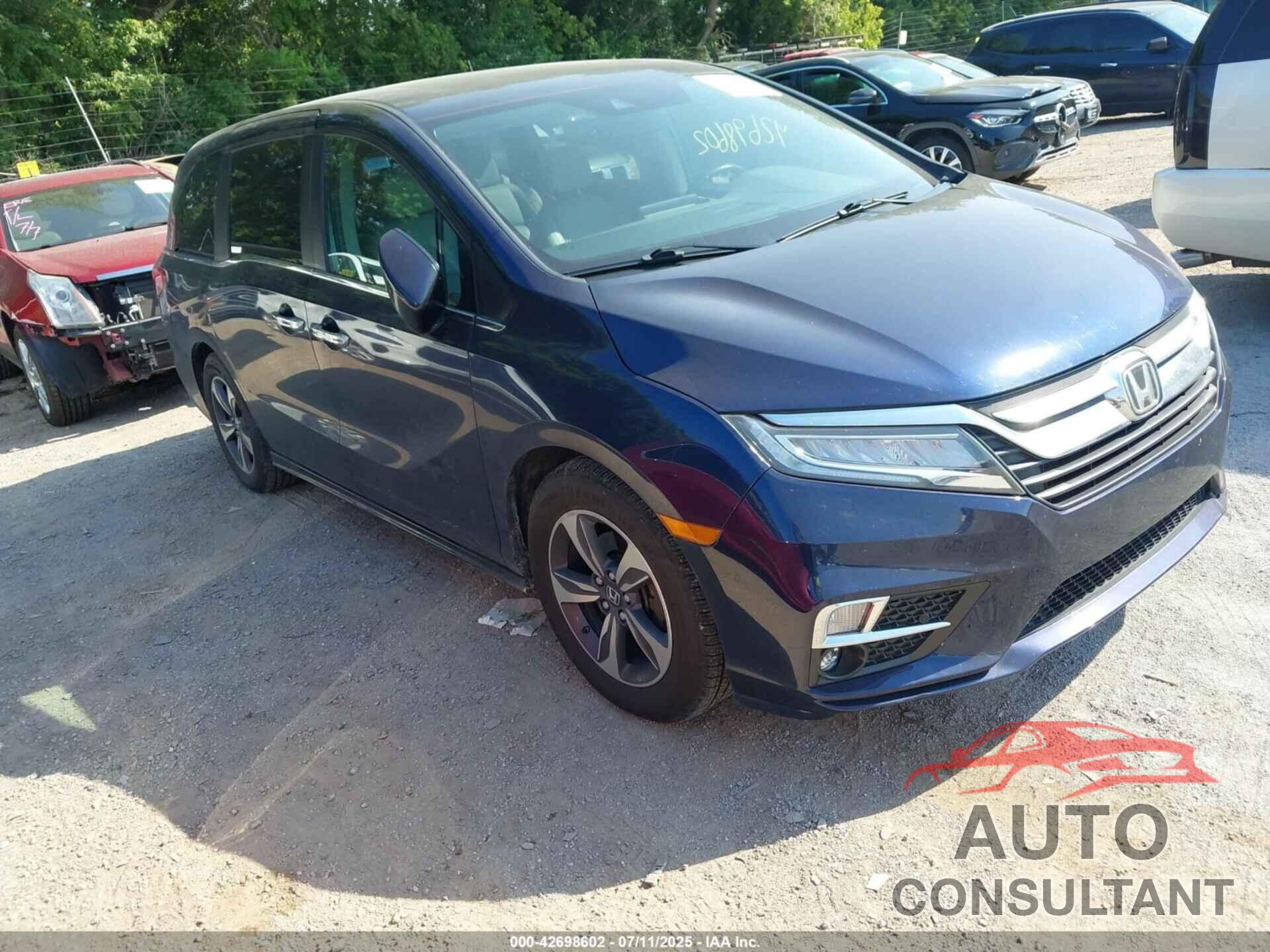 HONDA ODYSSEY 2018 - 5FNRL6H83JB066931