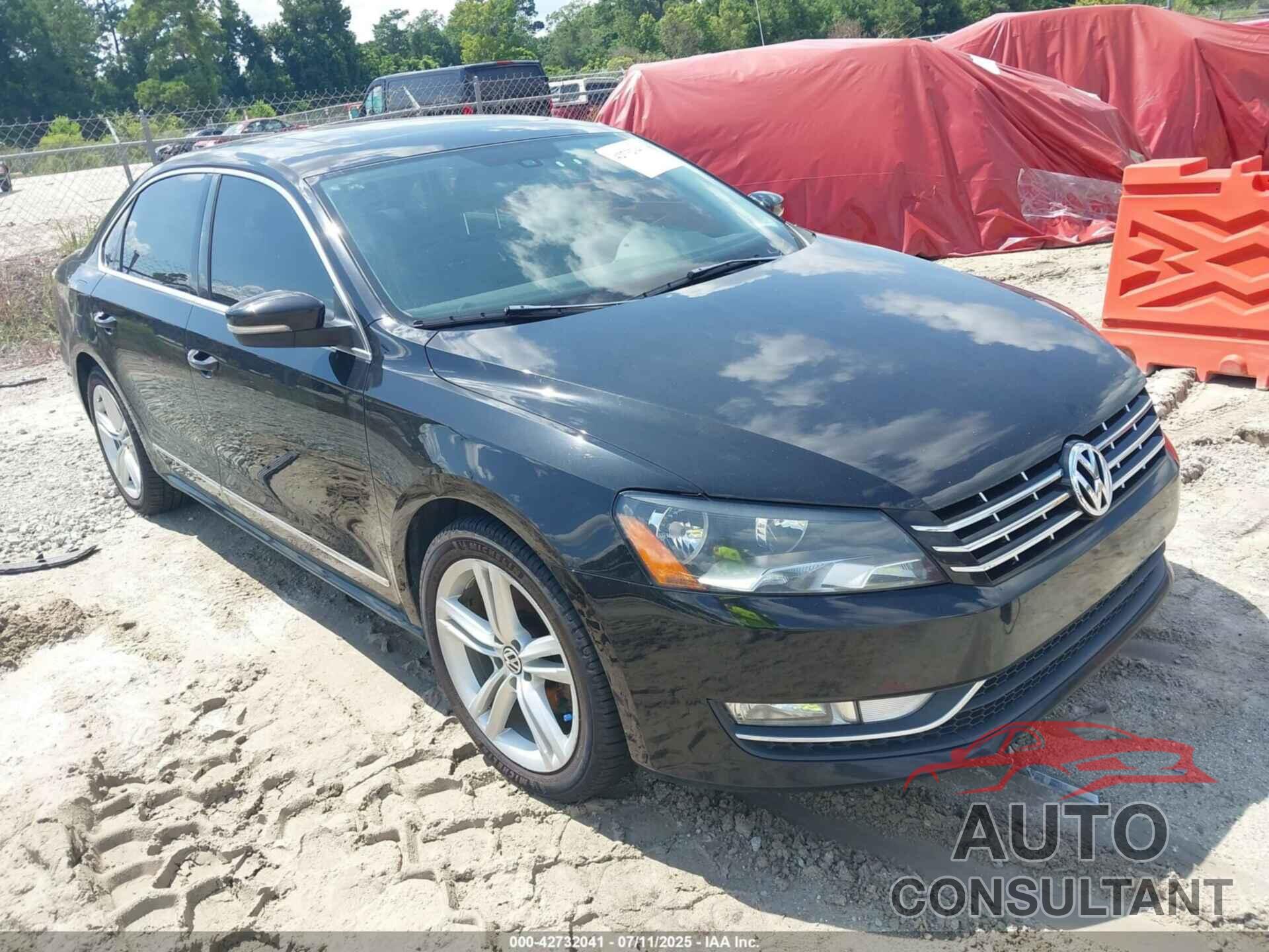 VOLKSWAGEN PASSAT 2013 - 1VWCN7A37DC028959