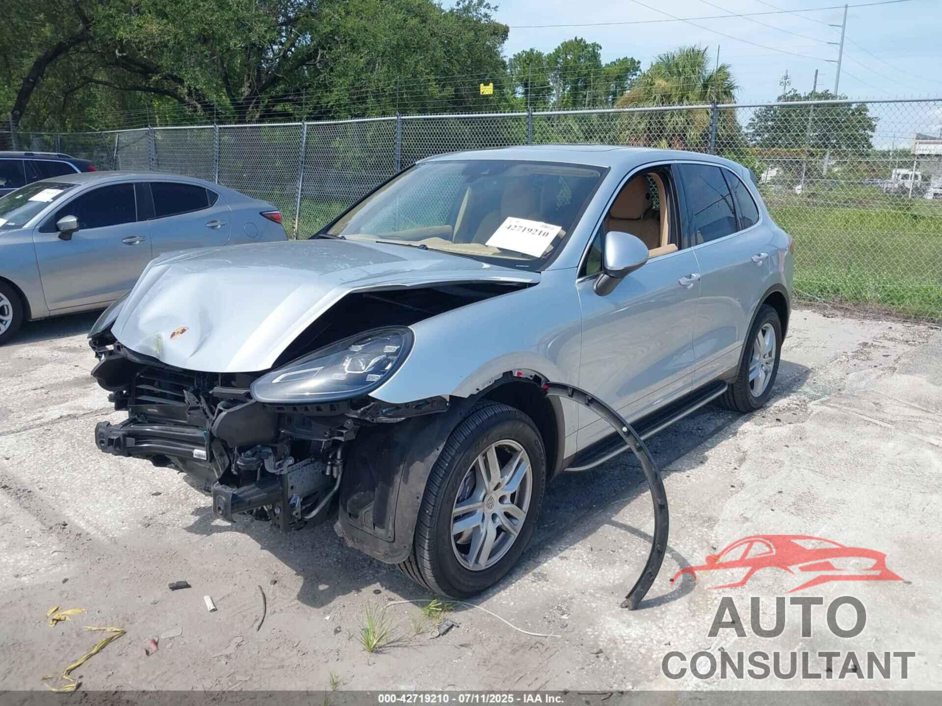 PORSCHE CAYENNE 2016 - WP1AA2A2XGLA11351