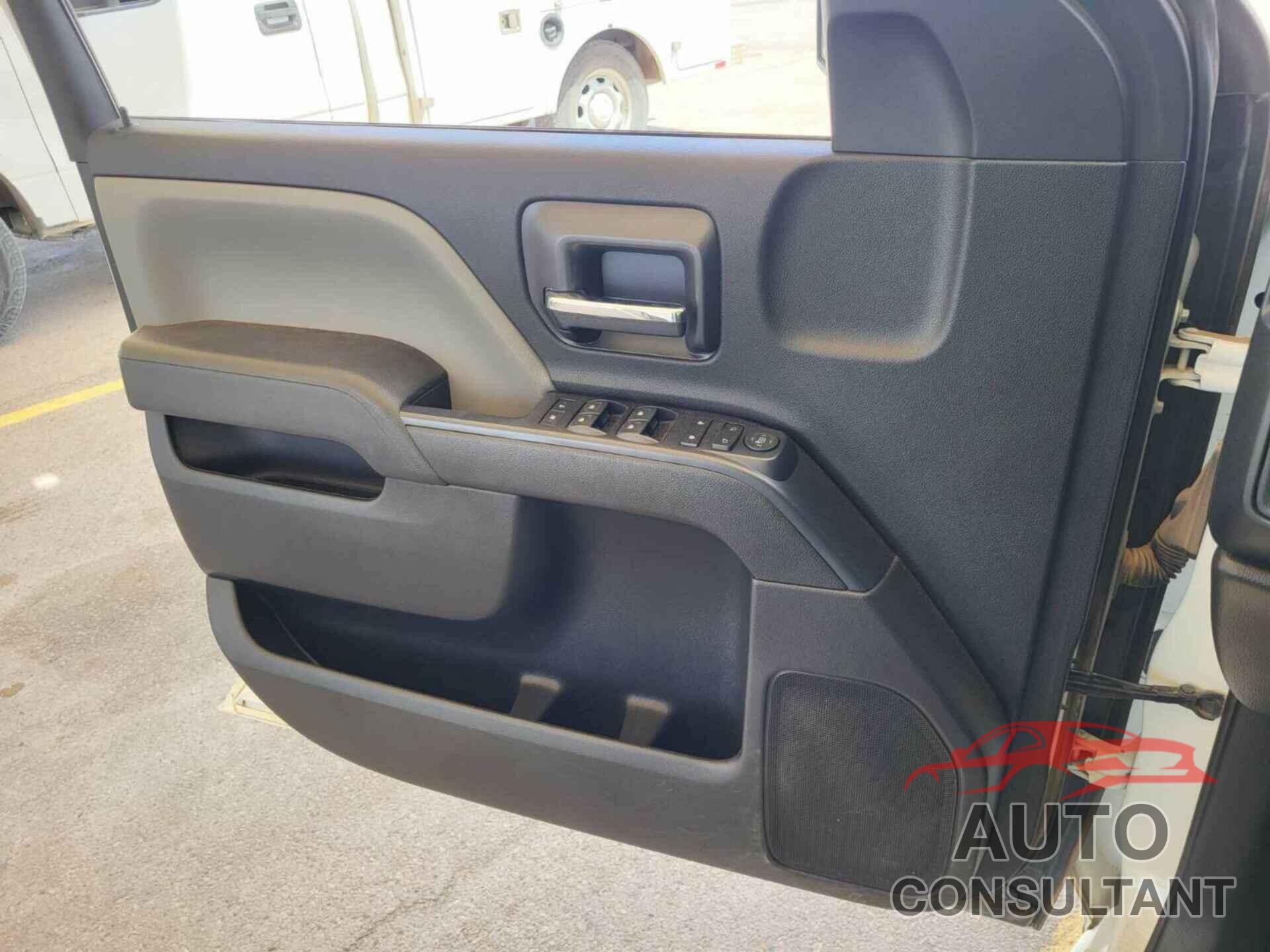 CHEVROLET SILVERADO LD 2019 - 2GCRCNEC1K1195306