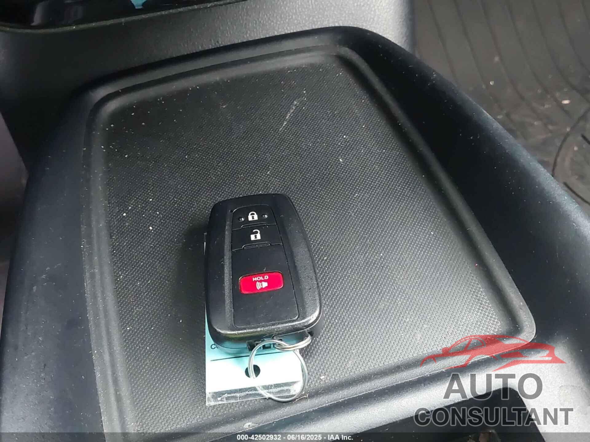 TOYOTA PRIUS 2019 - JTDKARFU8K3093579