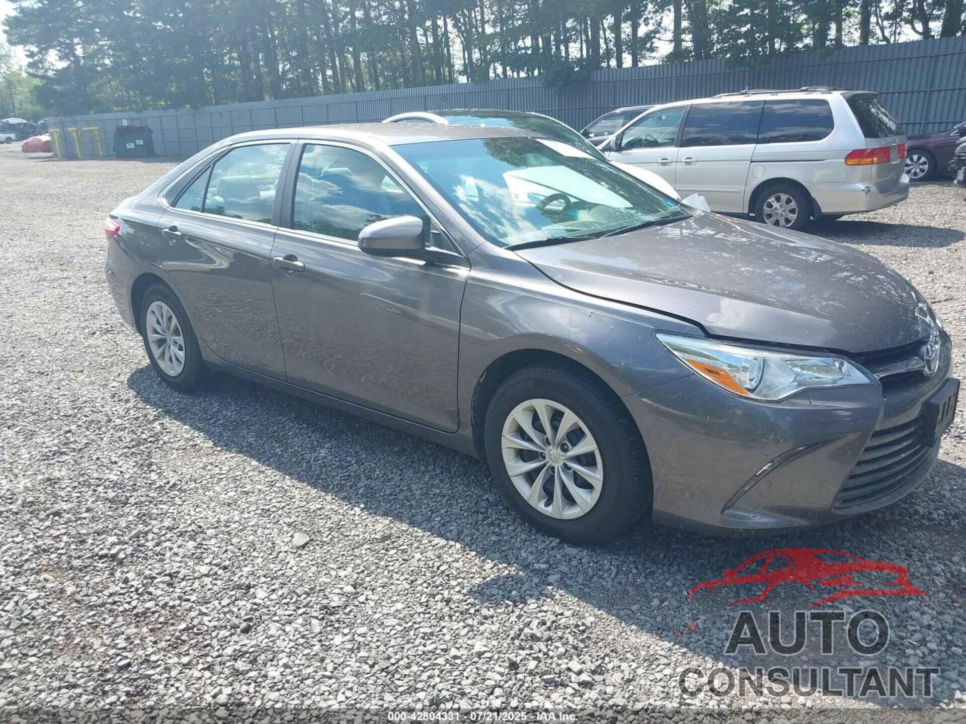 TOYOTA CAMRY 2016 - 4T4BF1FK2GR557003