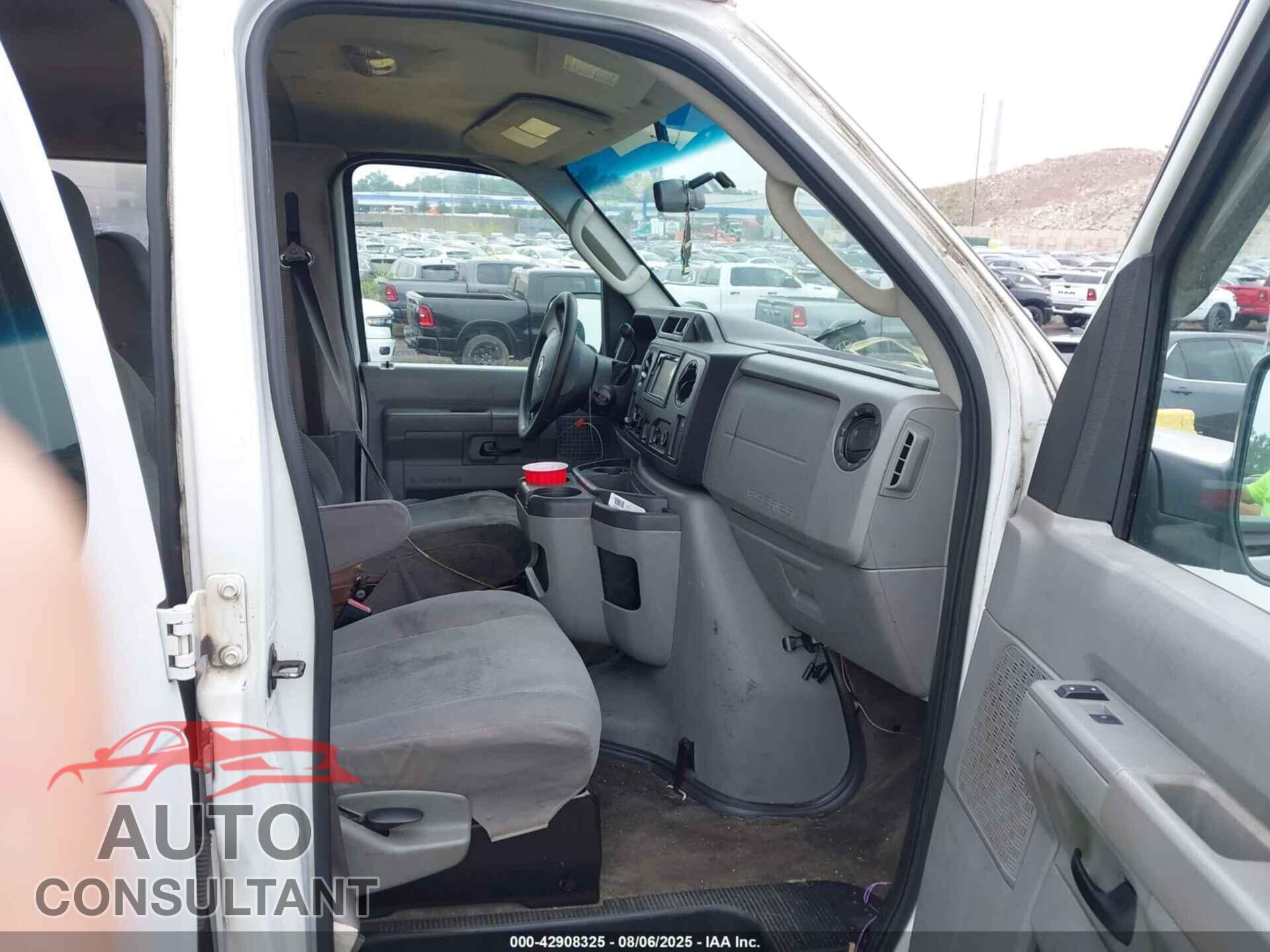 FORD E-350 SUPER DUTY 2012 - 1FBSS3BL3CDA76471