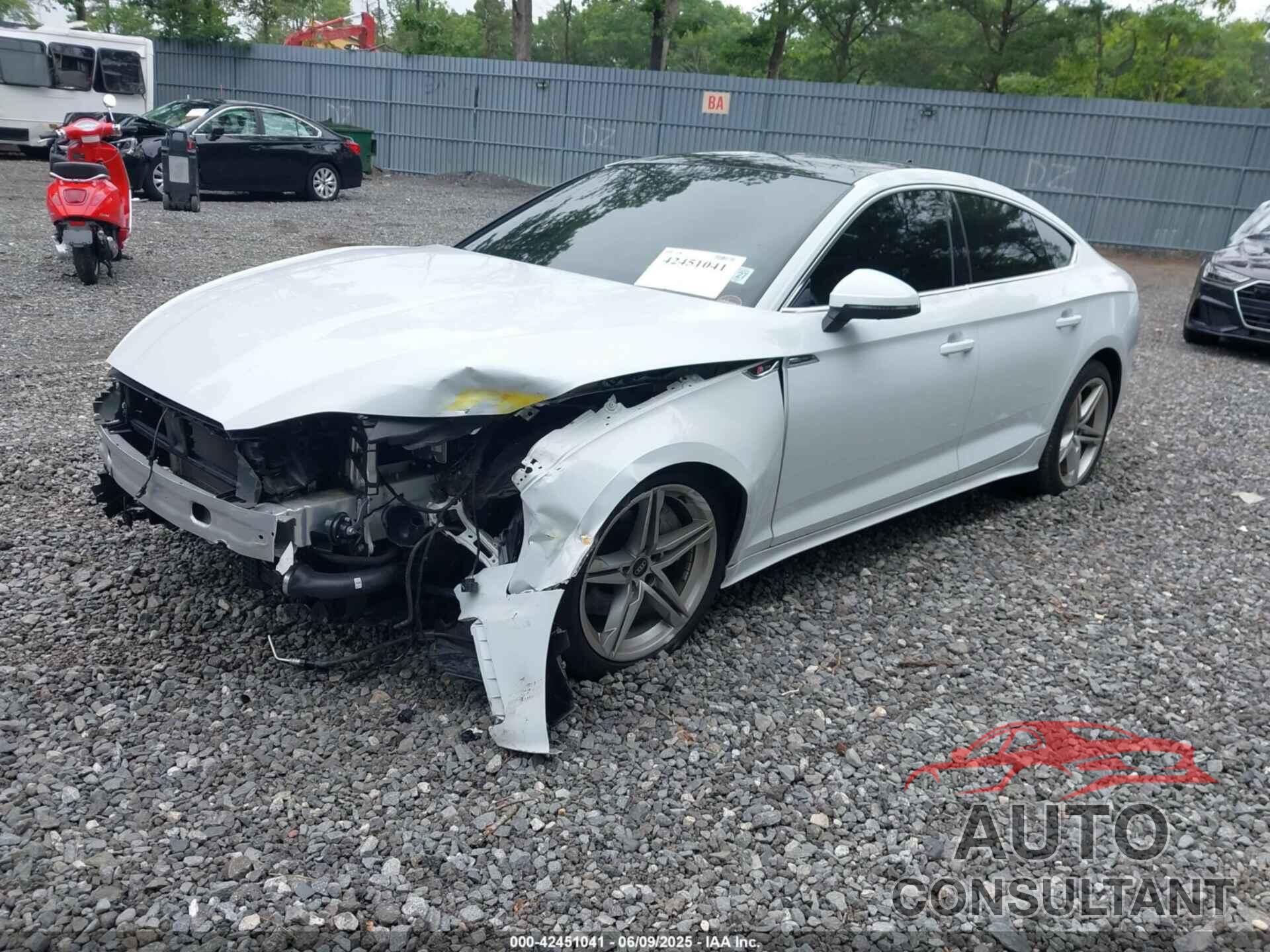 AUDI A5 SPORTBACK 2022 - WAUFACF53NA016364