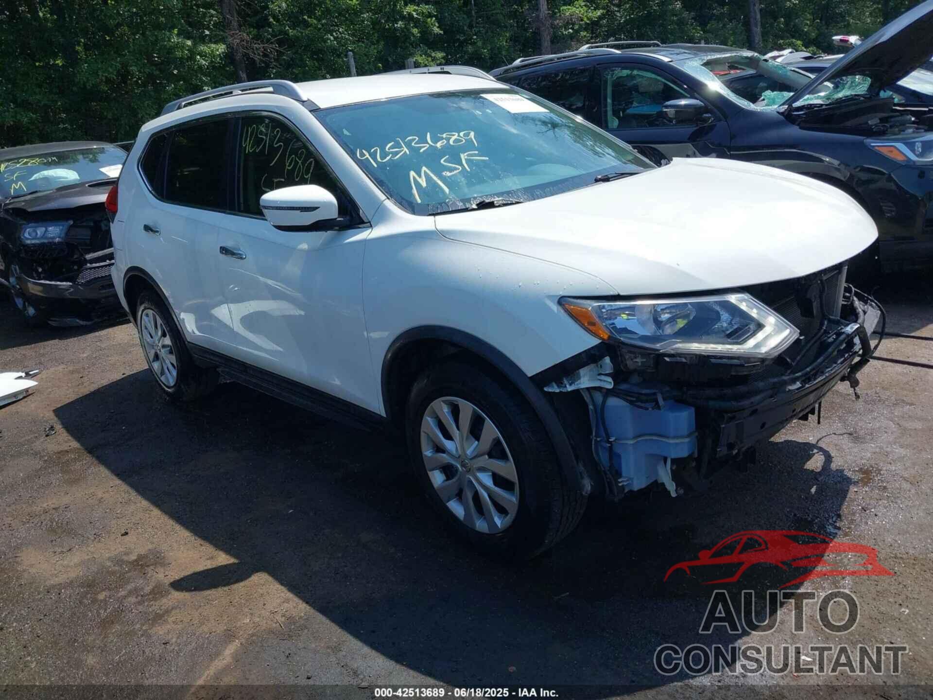 NISSAN ROGUE 2017 - KNMAT2MT4HP562501