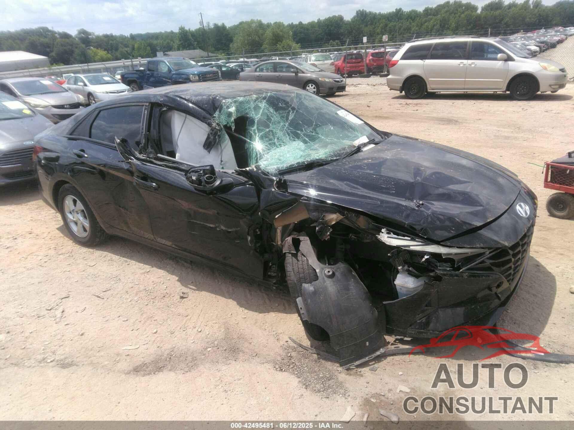 HYUNDAI ELANTRA 2023 - KMHLL4AG8PU465244