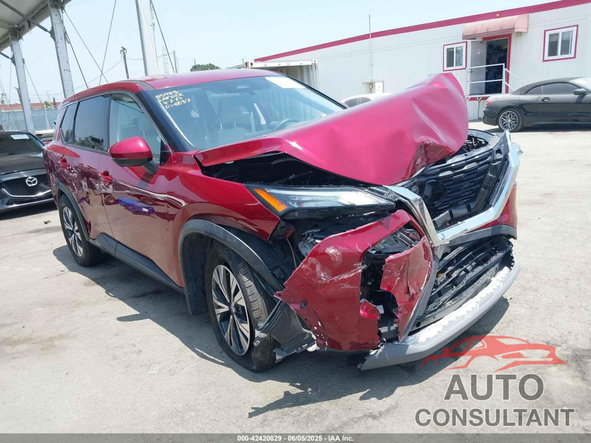 NISSAN ROGUE 2021 - JN8AT3BA8MW010589