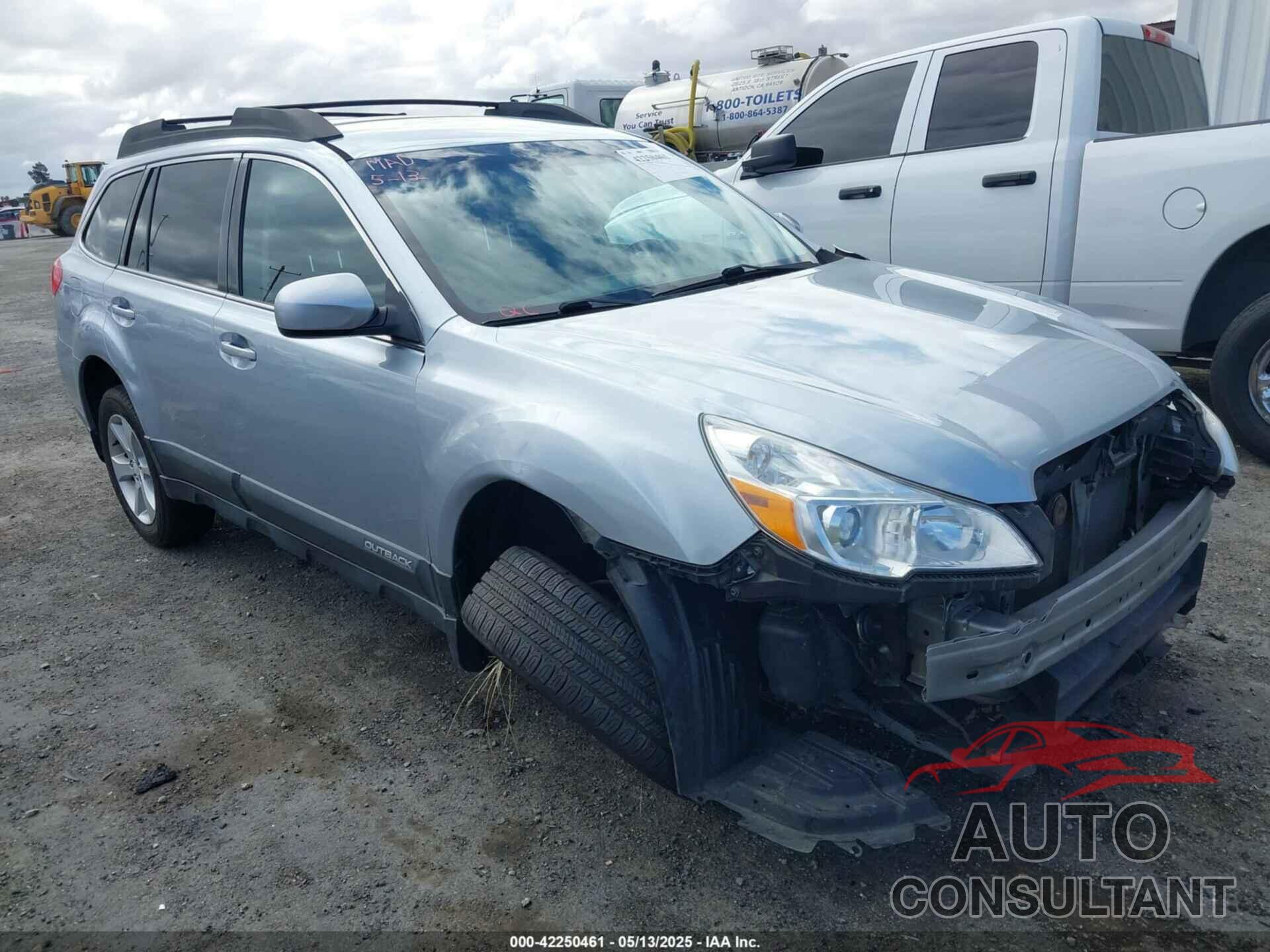 SUBARU OUTBACK 2013 - 4S4BRBCC1D1319998