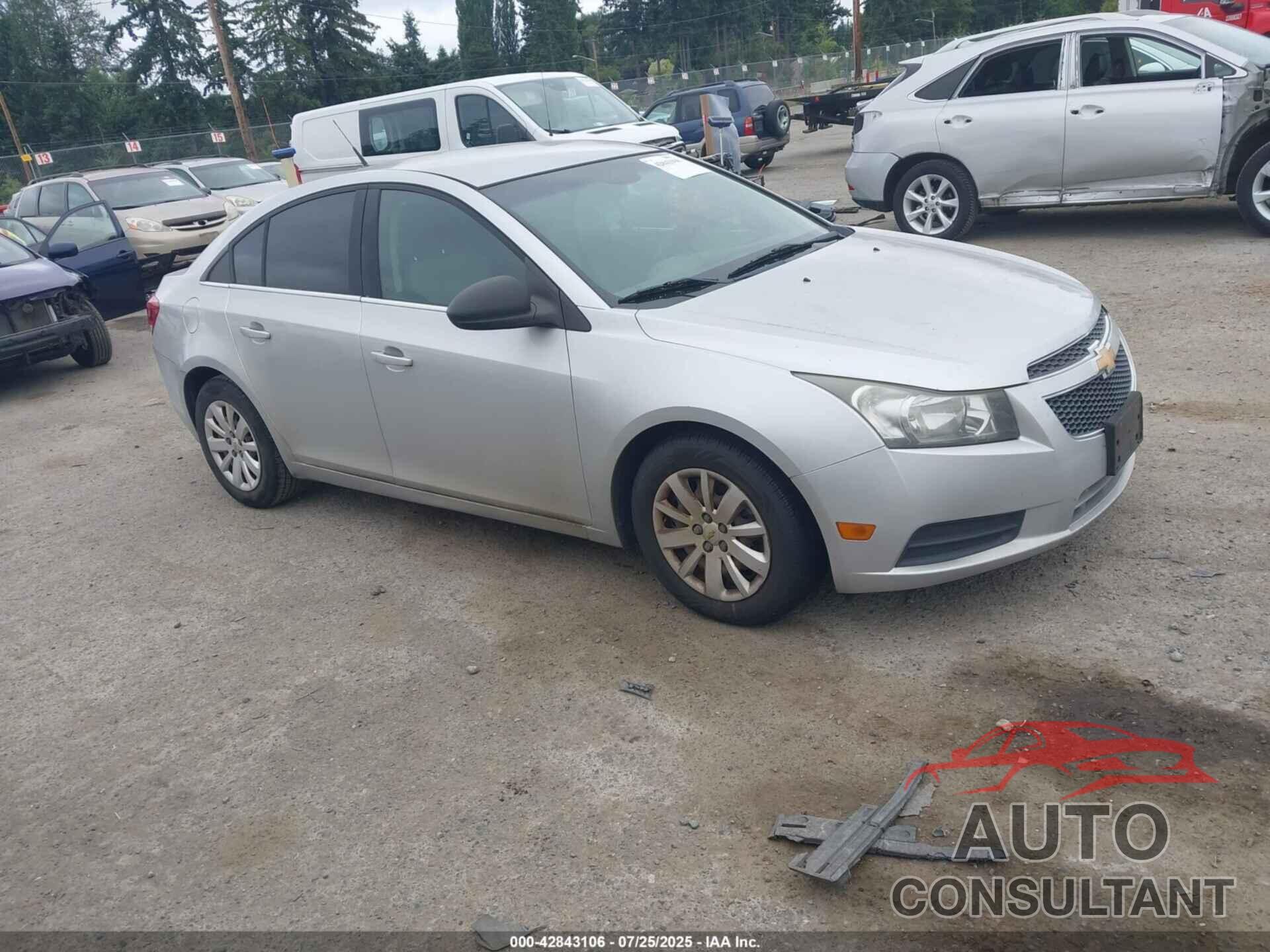 CHEVROLET CRUZE 2011 - 1G1PC5SH1B7292282