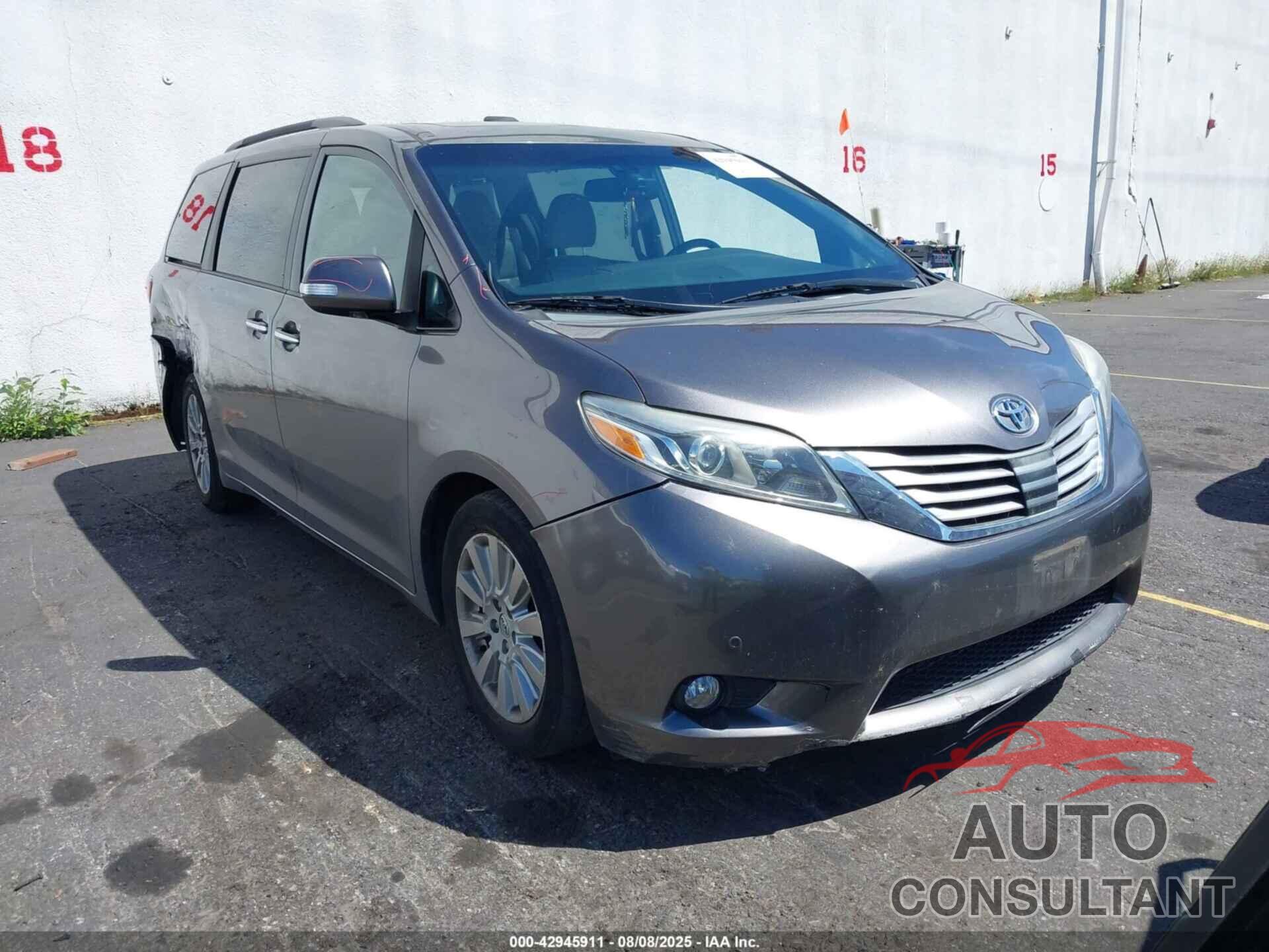 TOYOTA SIENNA 2015 - 5TDYK3DC6FS626001