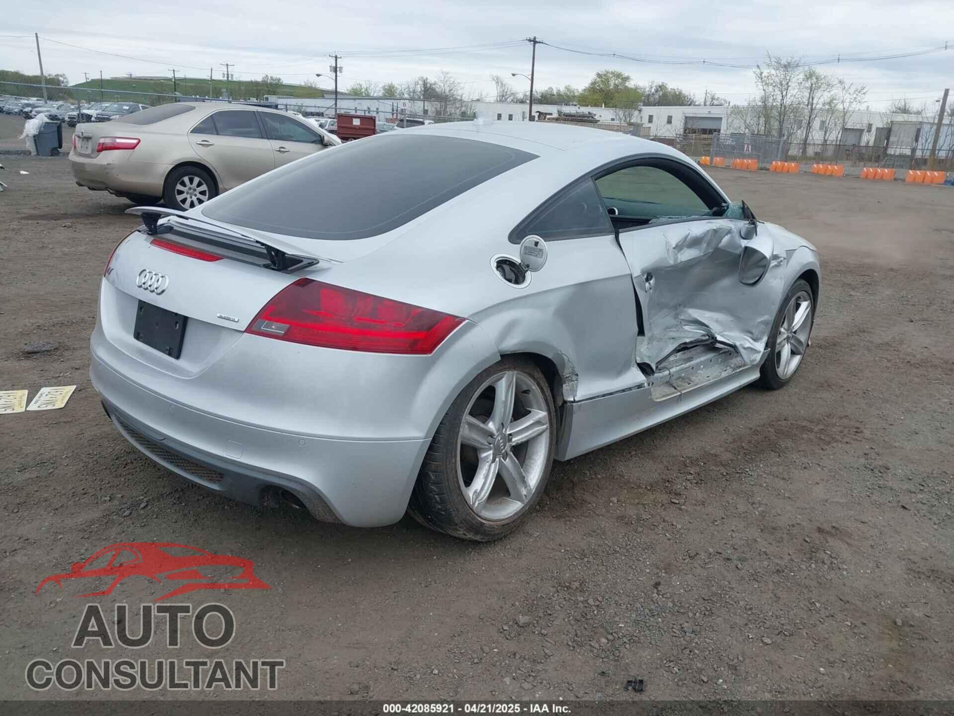 AUDI TT 2012 - TRUBFAFK8C1007675
