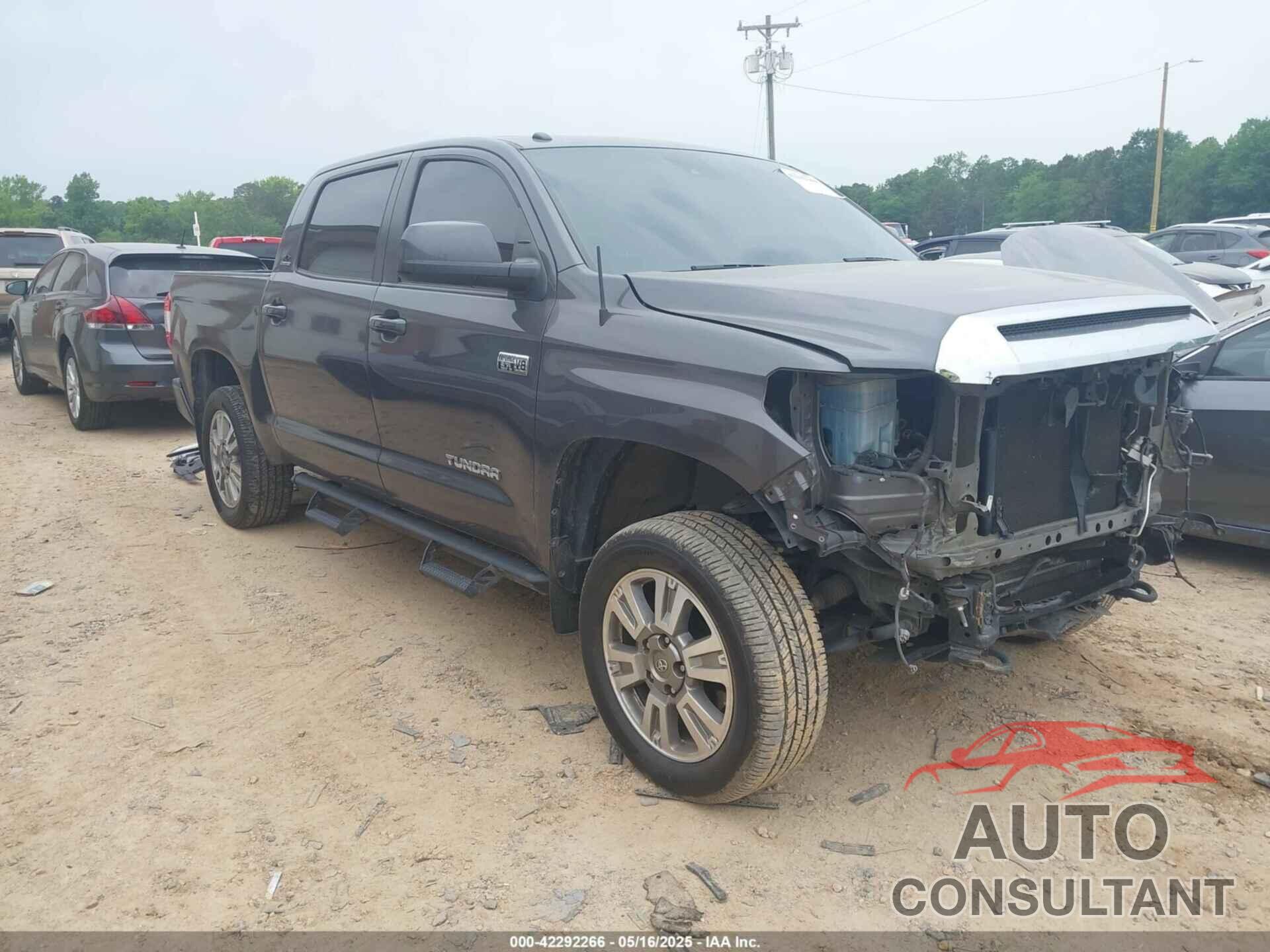 TOYOTA TUNDRA 2019 - 5TFHY5F15KX777874