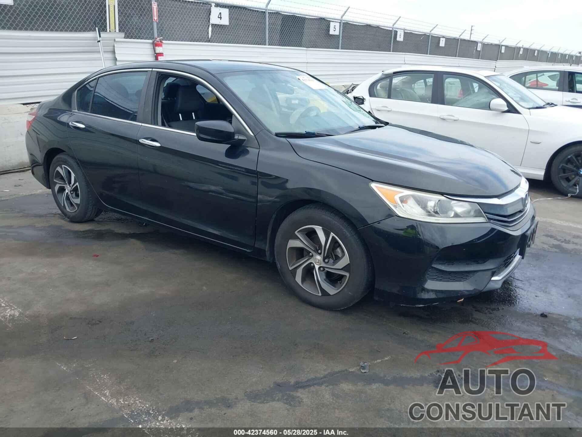 HONDA ACCORD 2017 - 1HGCR2F33HA080529