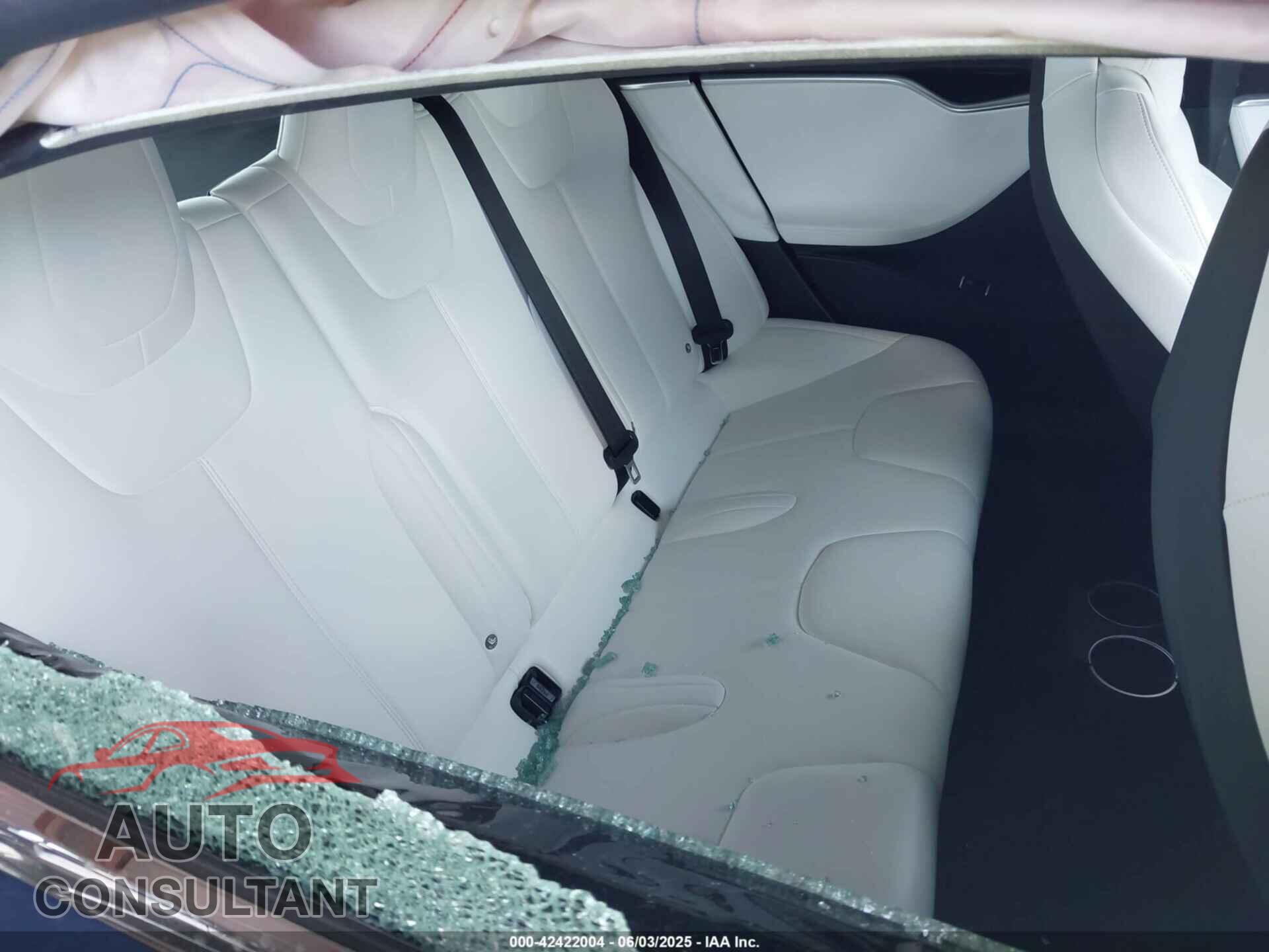 TESLA MODEL S 2017 - 5YJSA1E21HF190815