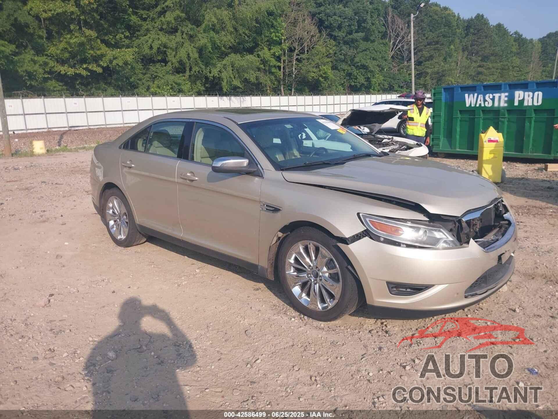 FORD TAURUS 2010 - 1FAHP2FW0AG156141