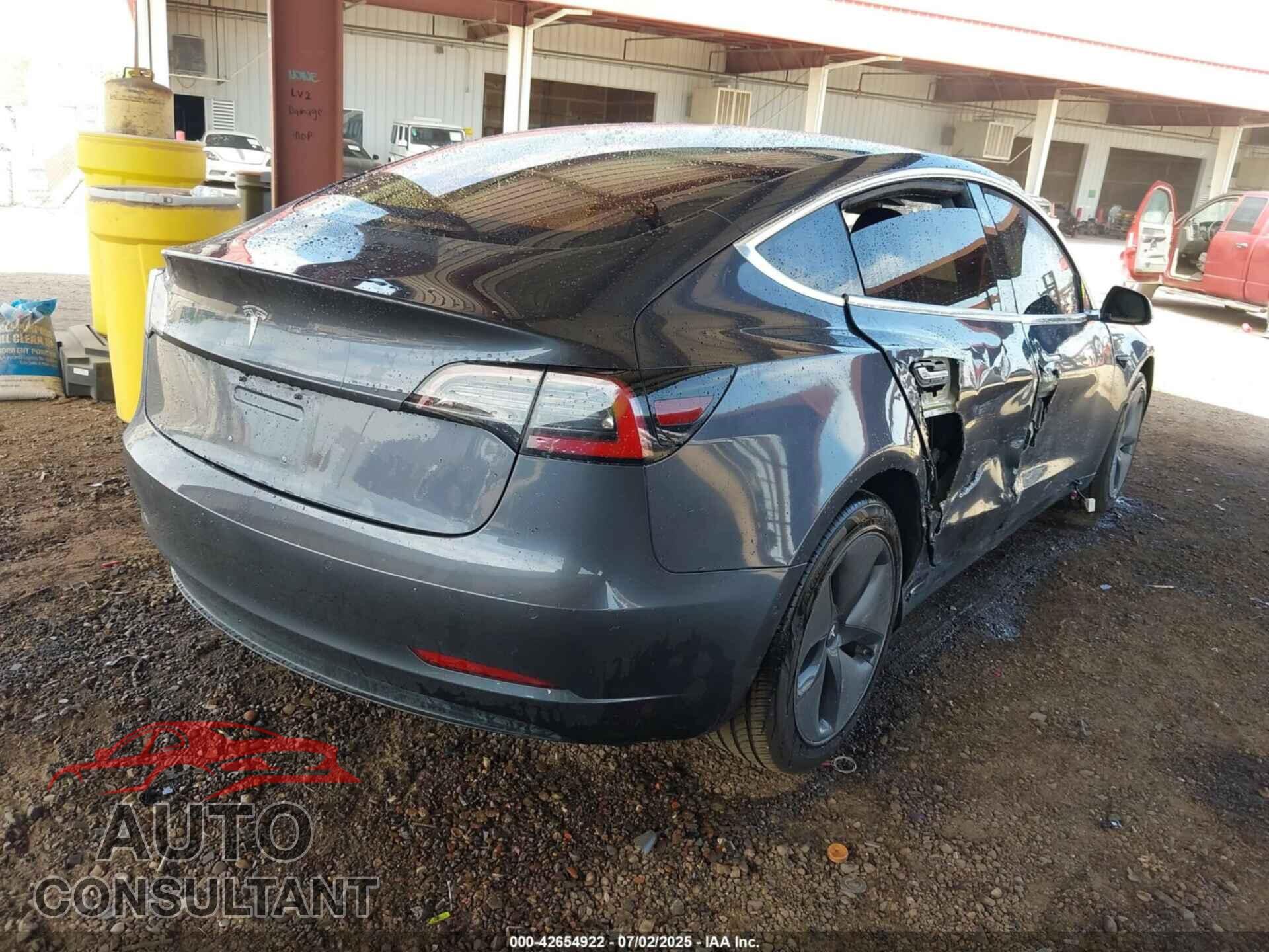TESLA MODEL 3 2018 - 5YJ3E1EA7JF016480