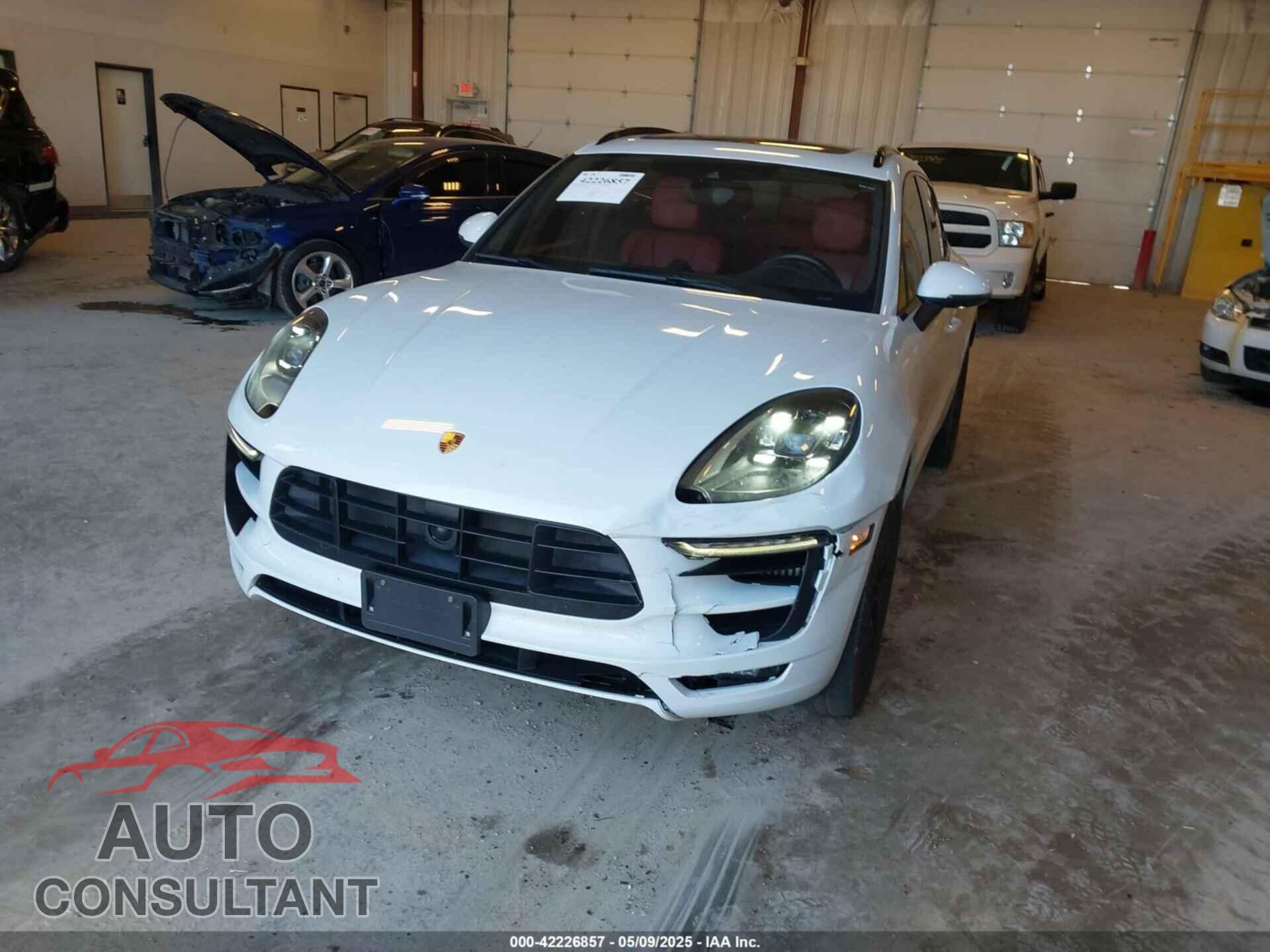 PORSCHE MACAN 2017 - WP1AG2A59HLB50199