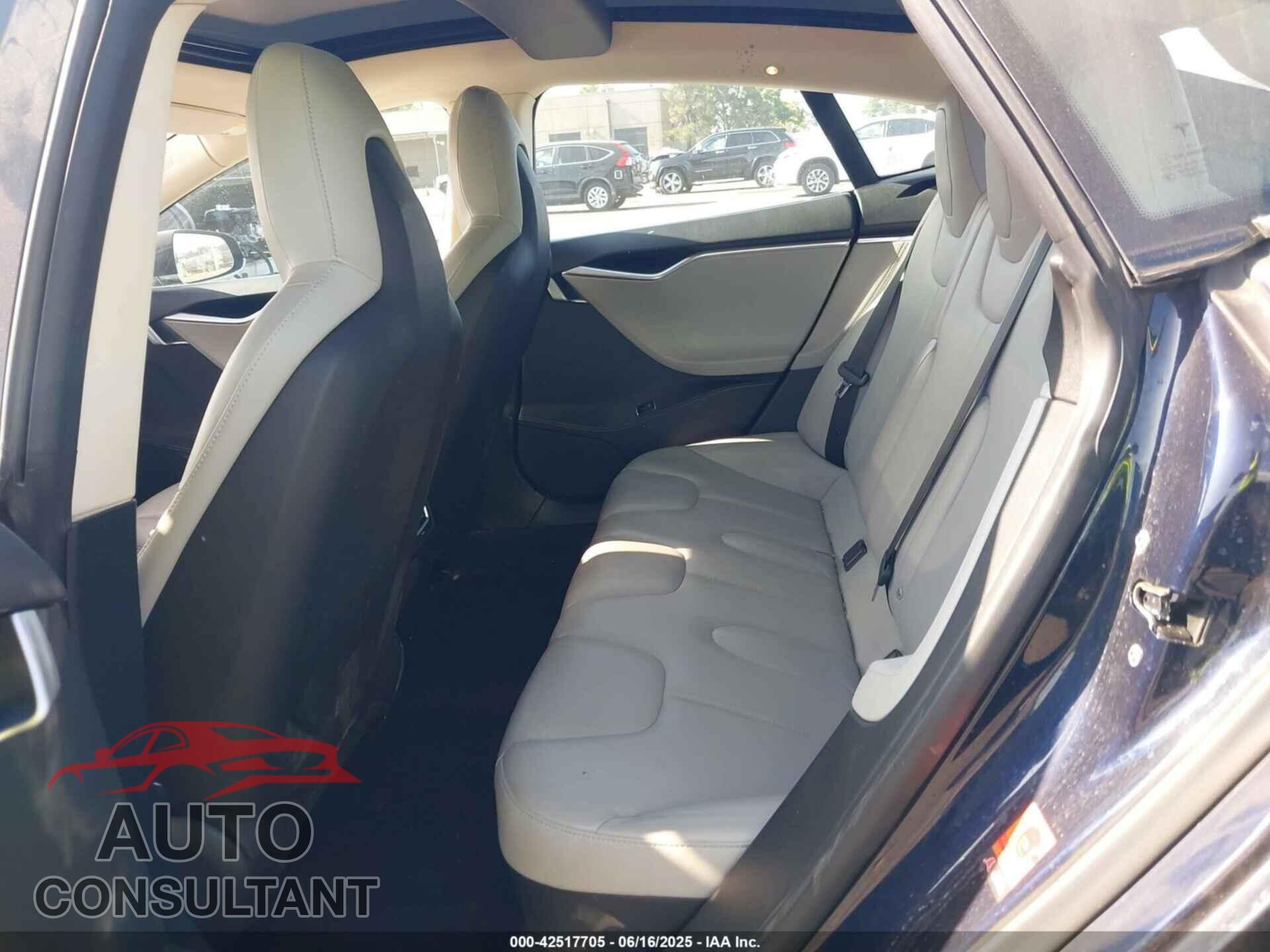 TESLA MODEL S 2014 - 5YJSA1H15EFP66601