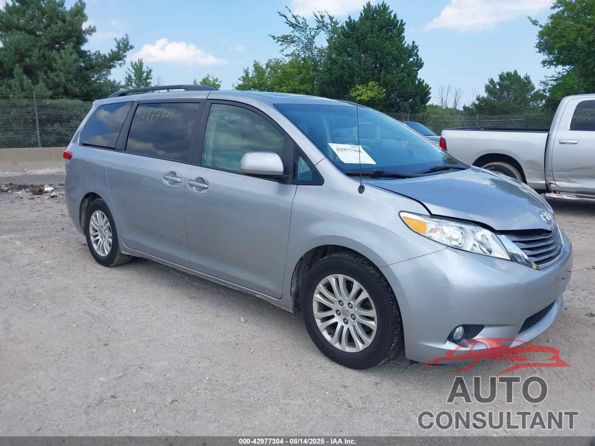 TOYOTA SIENNA 2012 - 5TDYK3DC4CS276637
