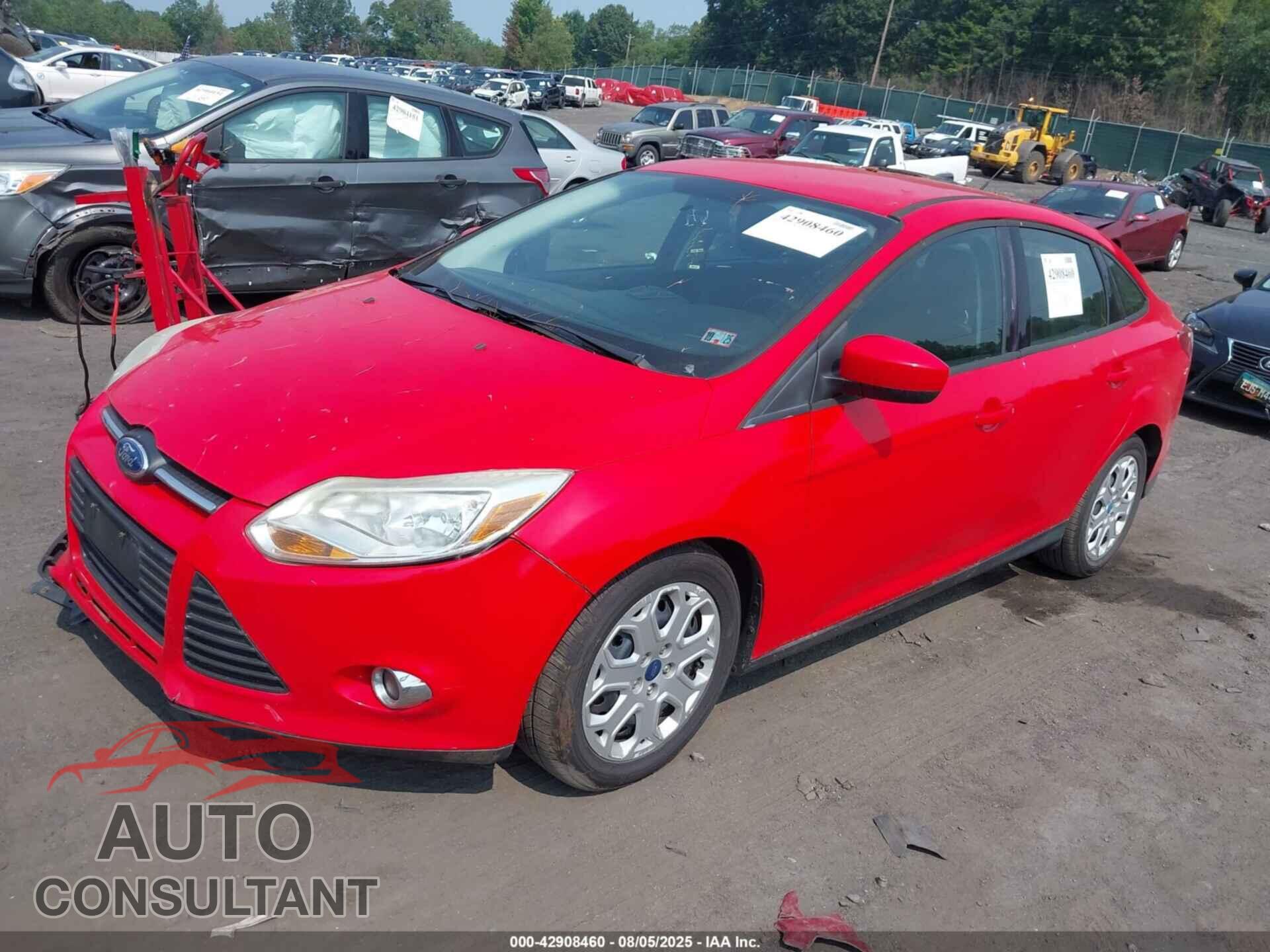 FORD FOCUS 2012 - 1FAHP3F28CL268439
