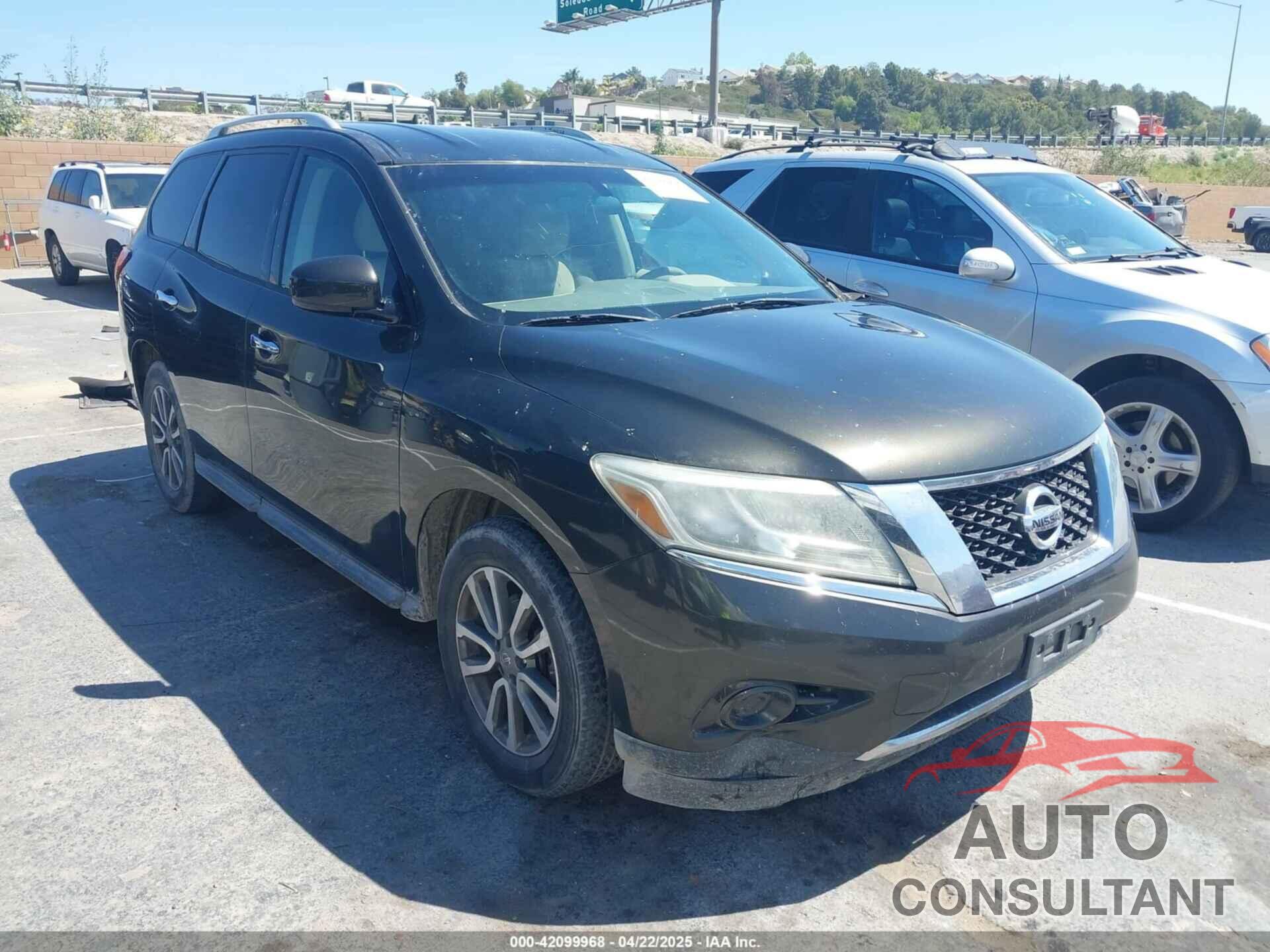 NISSAN PATHFINDER 2015 - 5N1AR2MN0FC660554