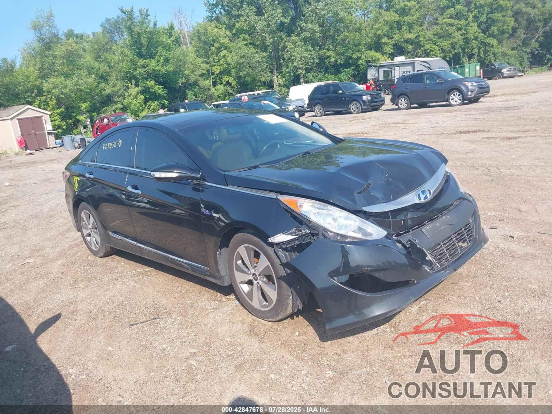 HYUNDAI SONATA HYBRID 2011 - KMHEC4A45BA011008