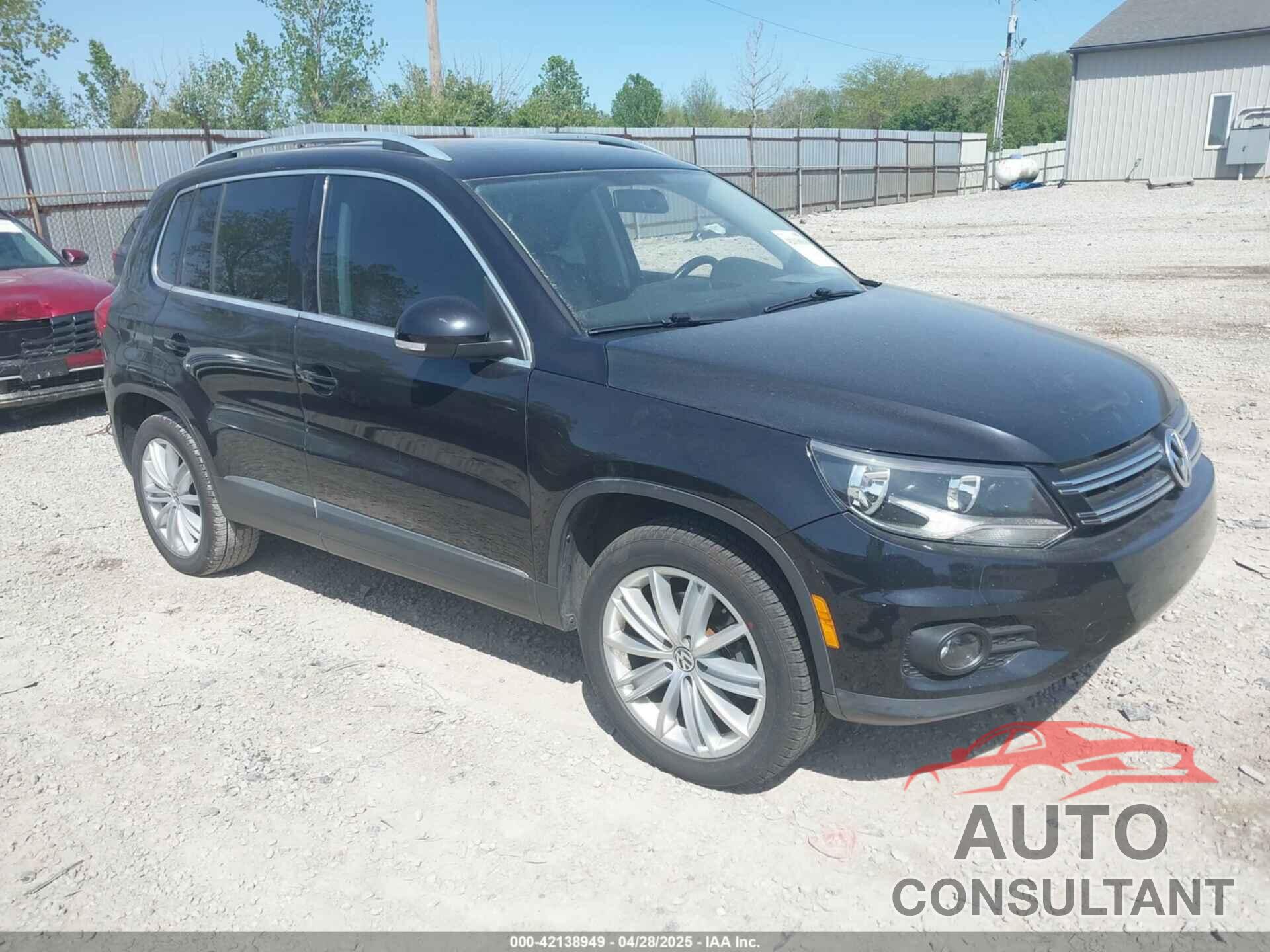 VOLKSWAGEN TIGUAN 2015 - WVGAV7AX2FW595316