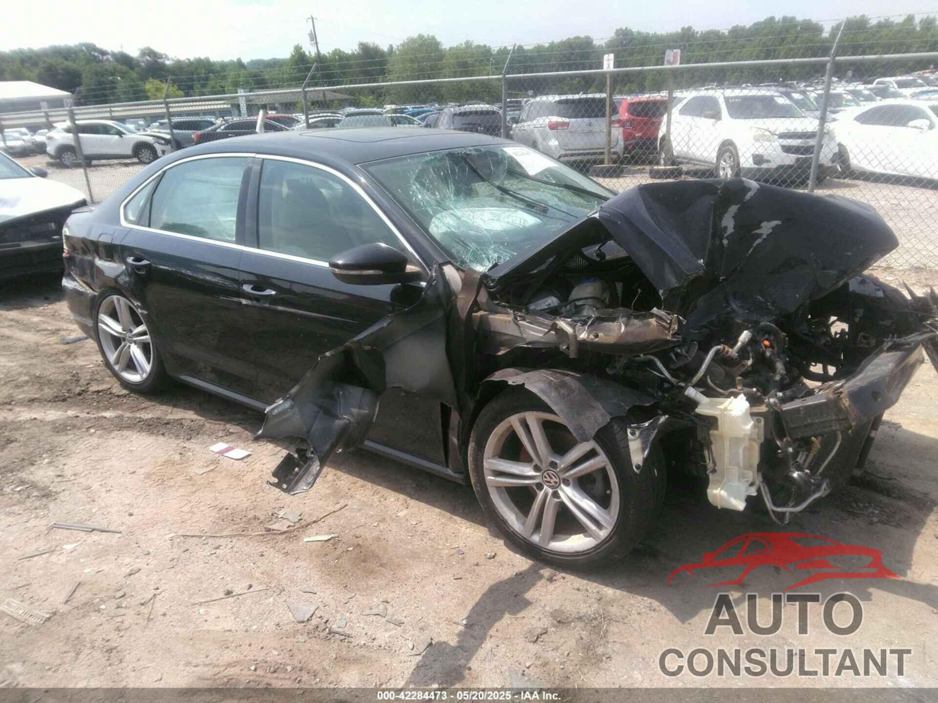 VOLKSWAGEN PASSAT 2012 - 1VWBN7A30CC073400
