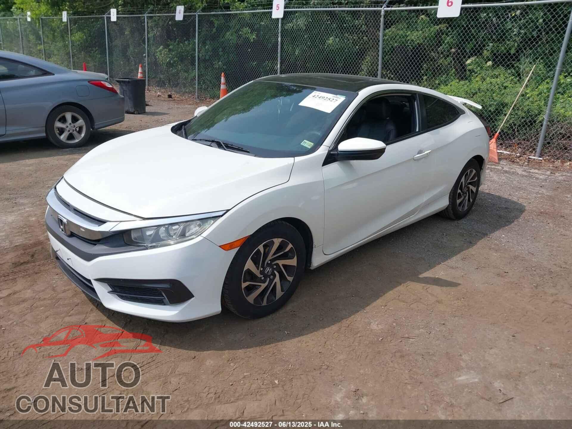 HONDA CIVIC 2016 - 2HGFC4B05GH303269