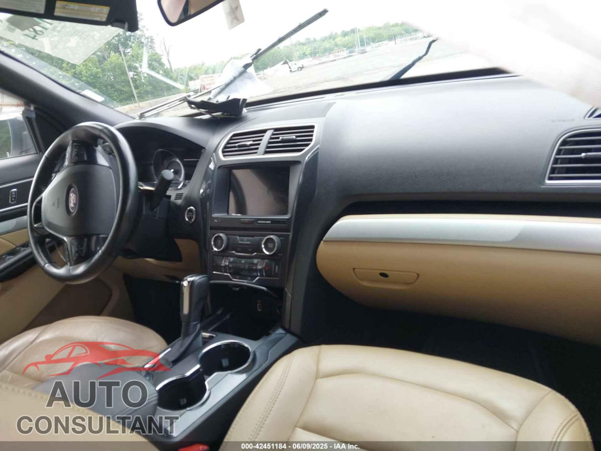 FORD EXPLORER 2017 - 1FM5K8D81HGD14706