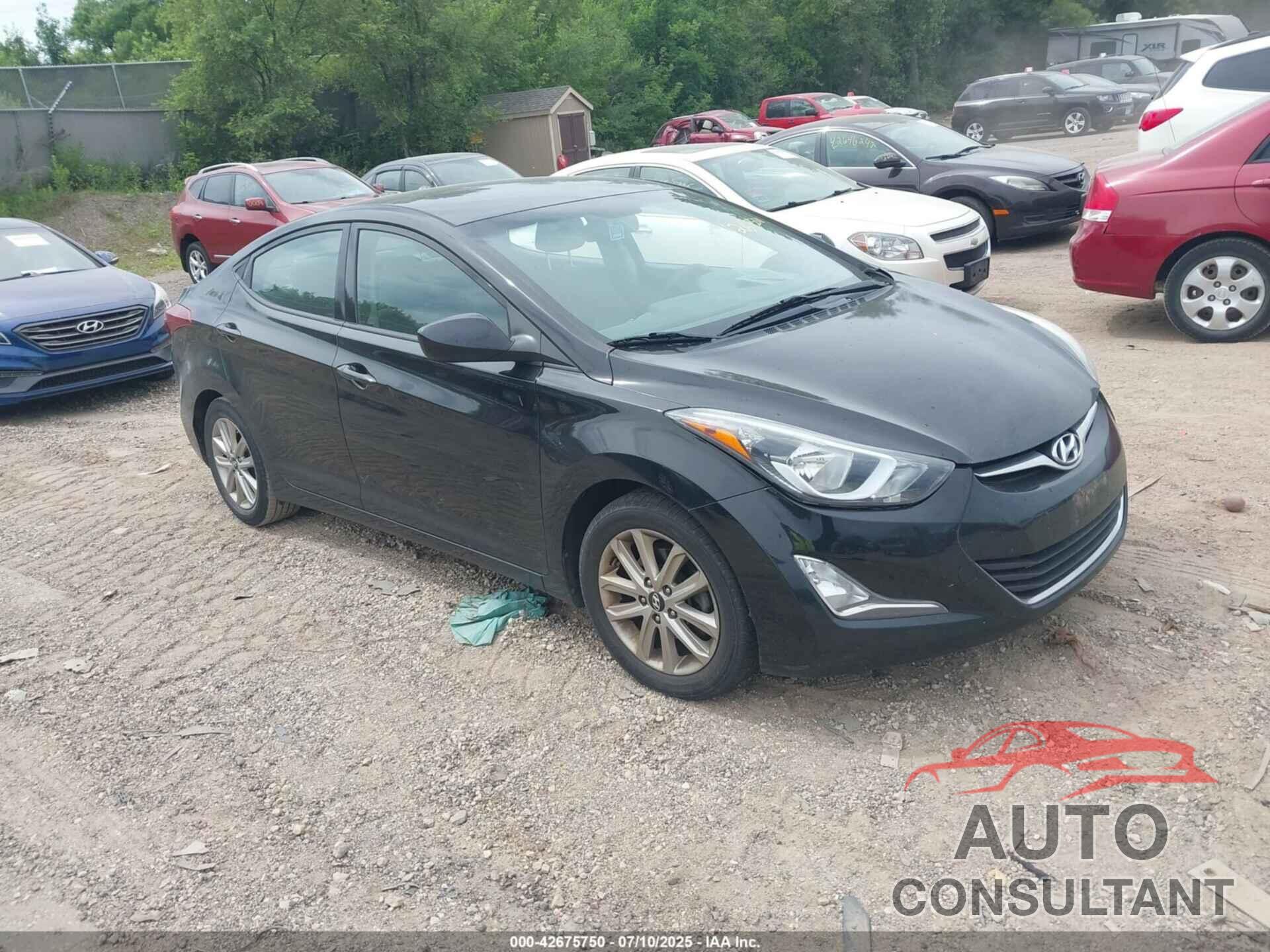 HYUNDAI ELANTRA 2015 - KMHDH4AE9FU310138