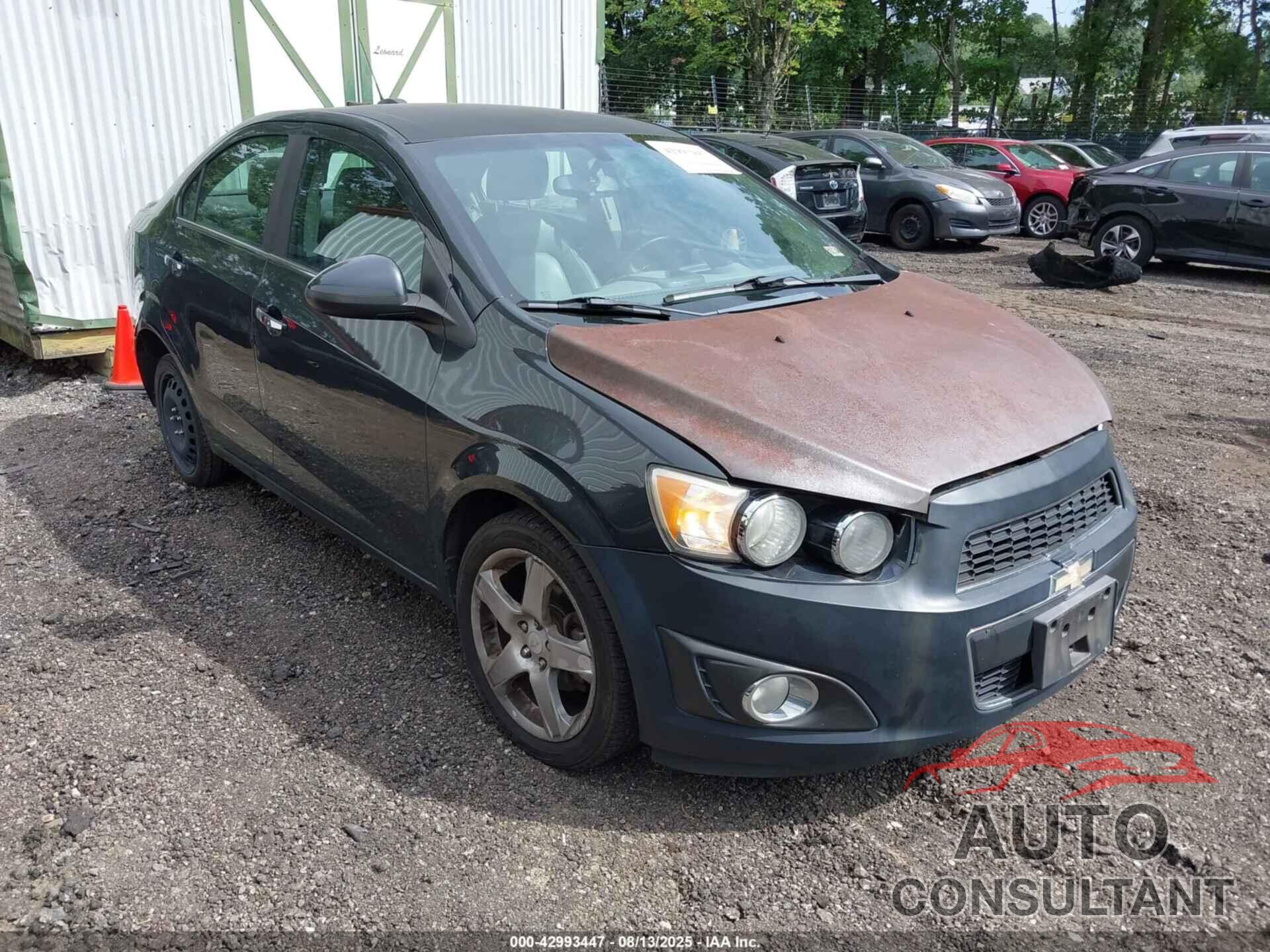 CHEVROLET SONIC 2015 - 1G1JE5SB0F4166756