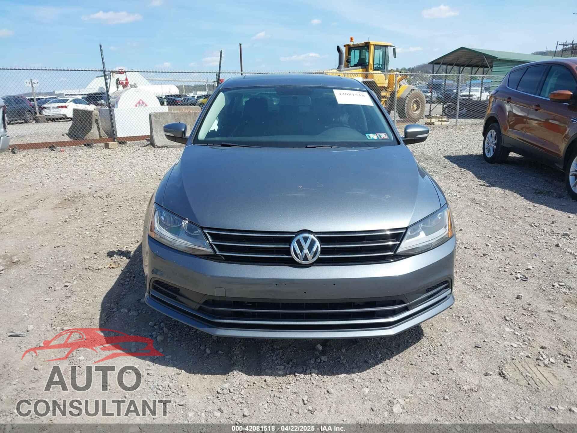 VOLKSWAGEN JETTA 2017 - 3VWDB7AJ1HM242880