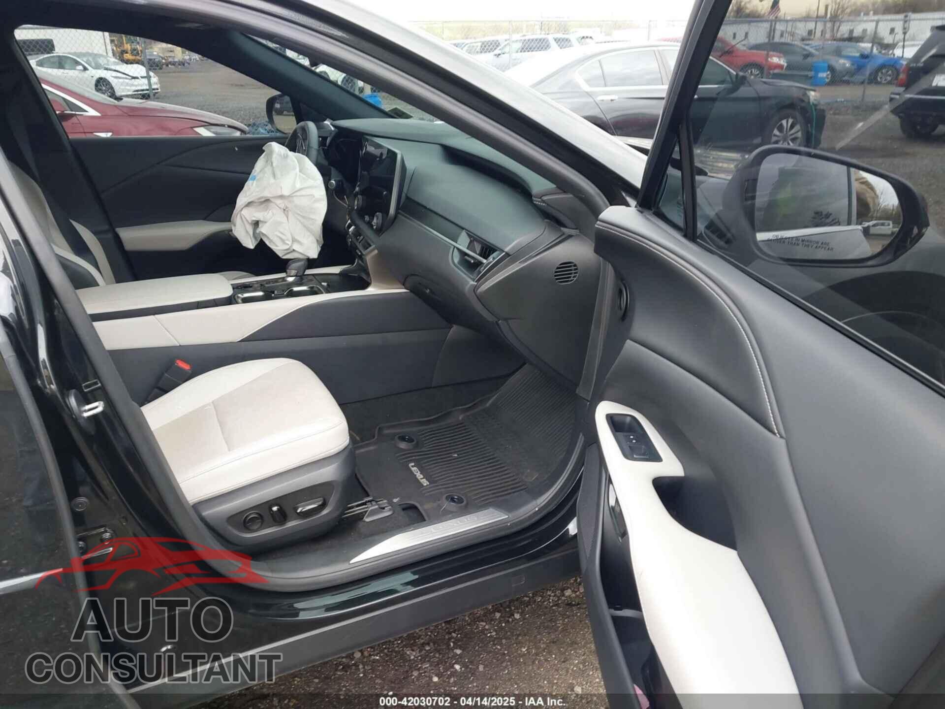 LEXUS RX 350 2023 - 2T2BAMCA1PC015877