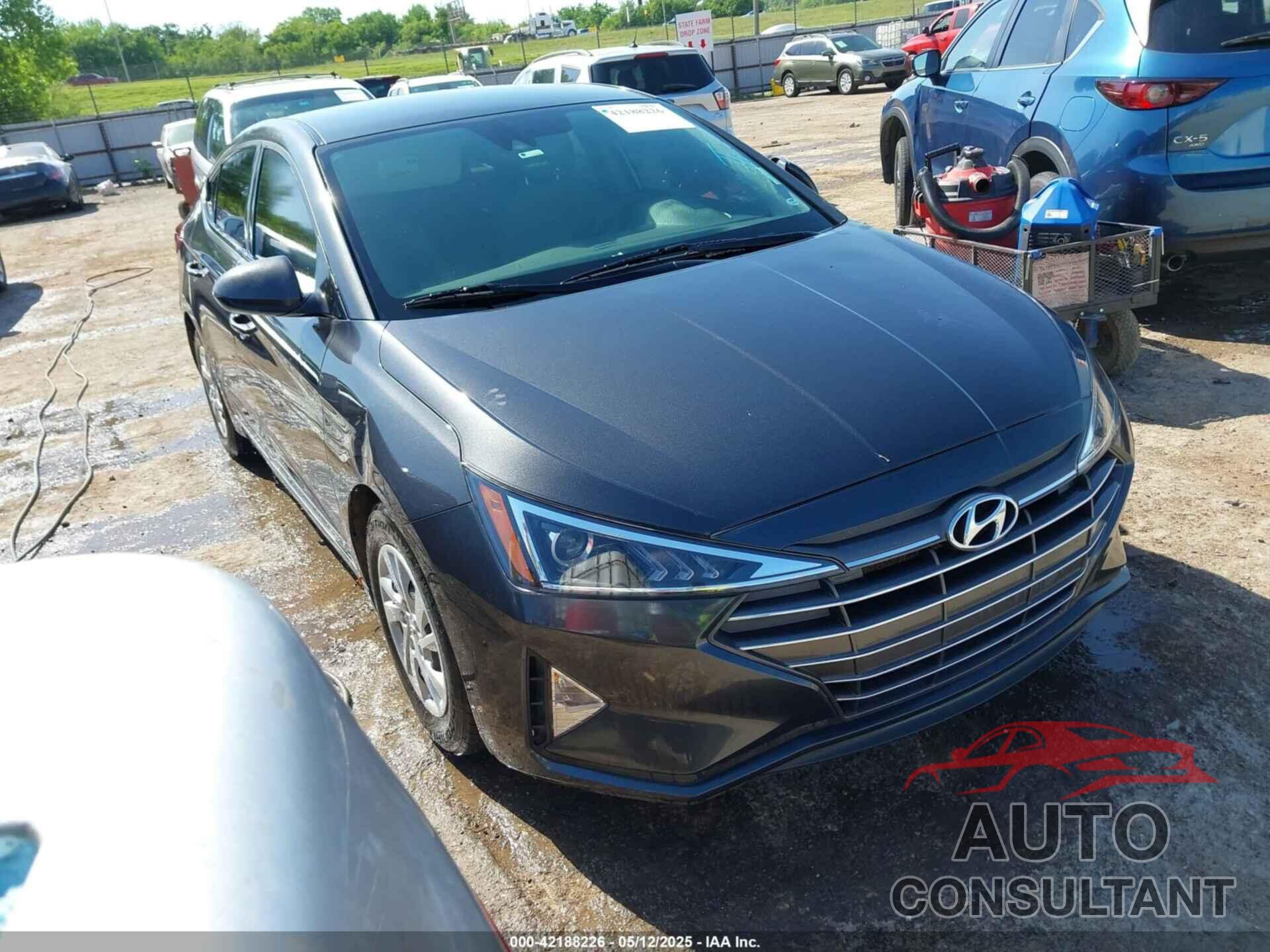 HYUNDAI ELANTRA 2020 - 5NPD74LF9LH607929